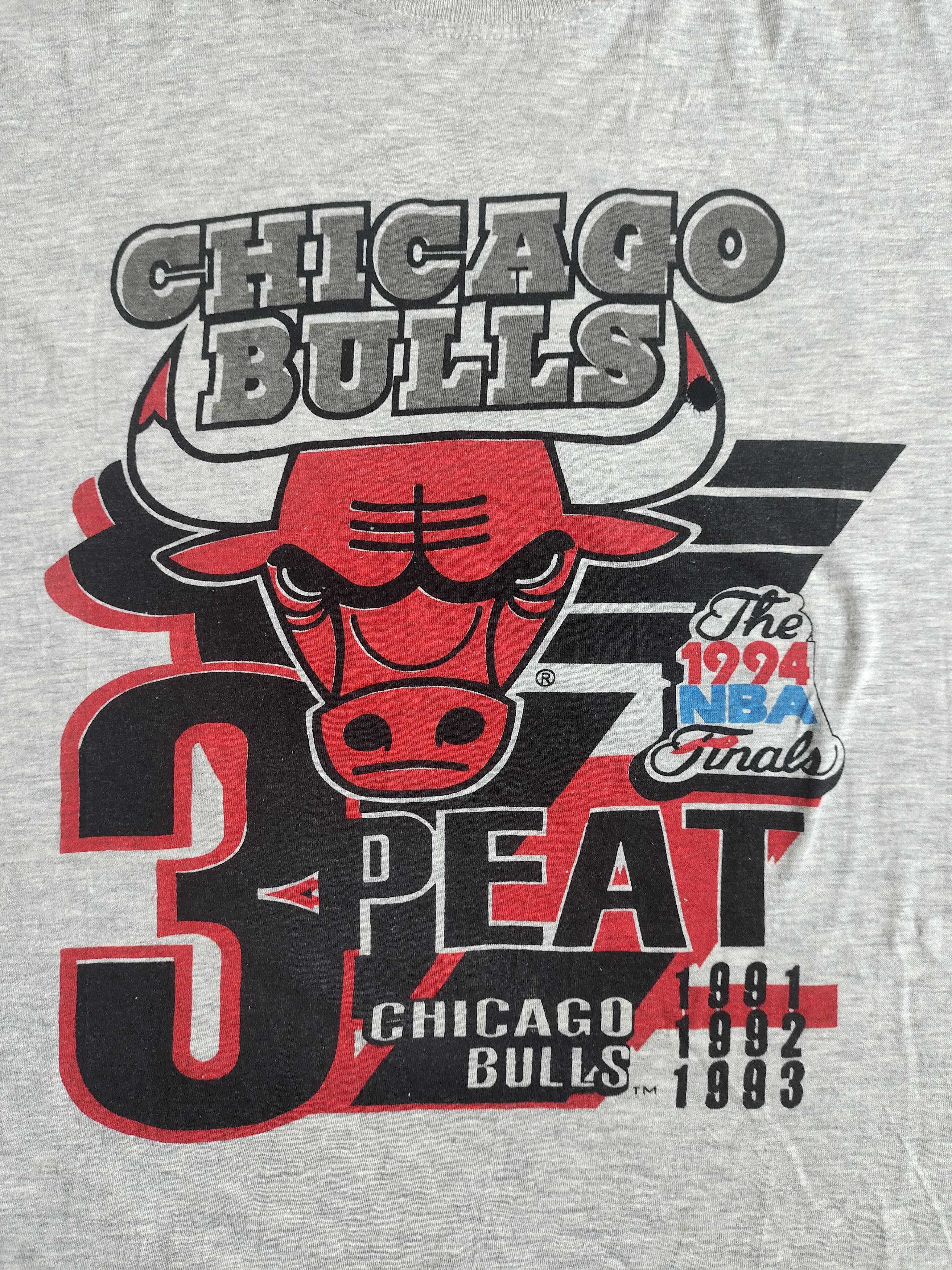 Vintage Vintage Chicago Bulls "The 1994 NBA Finals" T-shirt Size US XL / EU 56 / 4 - 4 Thumbnail