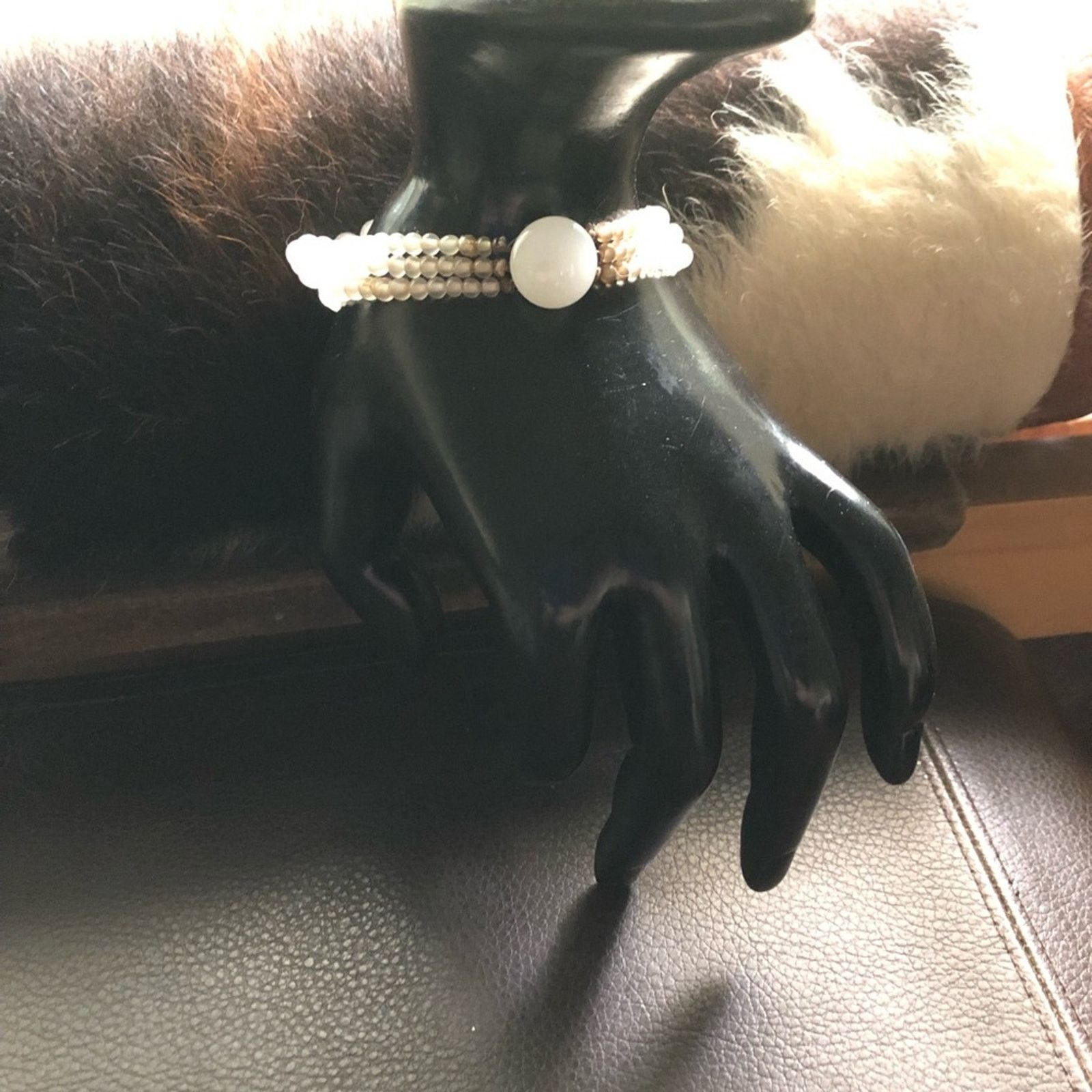 Vintage Vintage 1950s opalescent glass wedding bead bracelet Size ONE SIZE - 2 Thumbnail