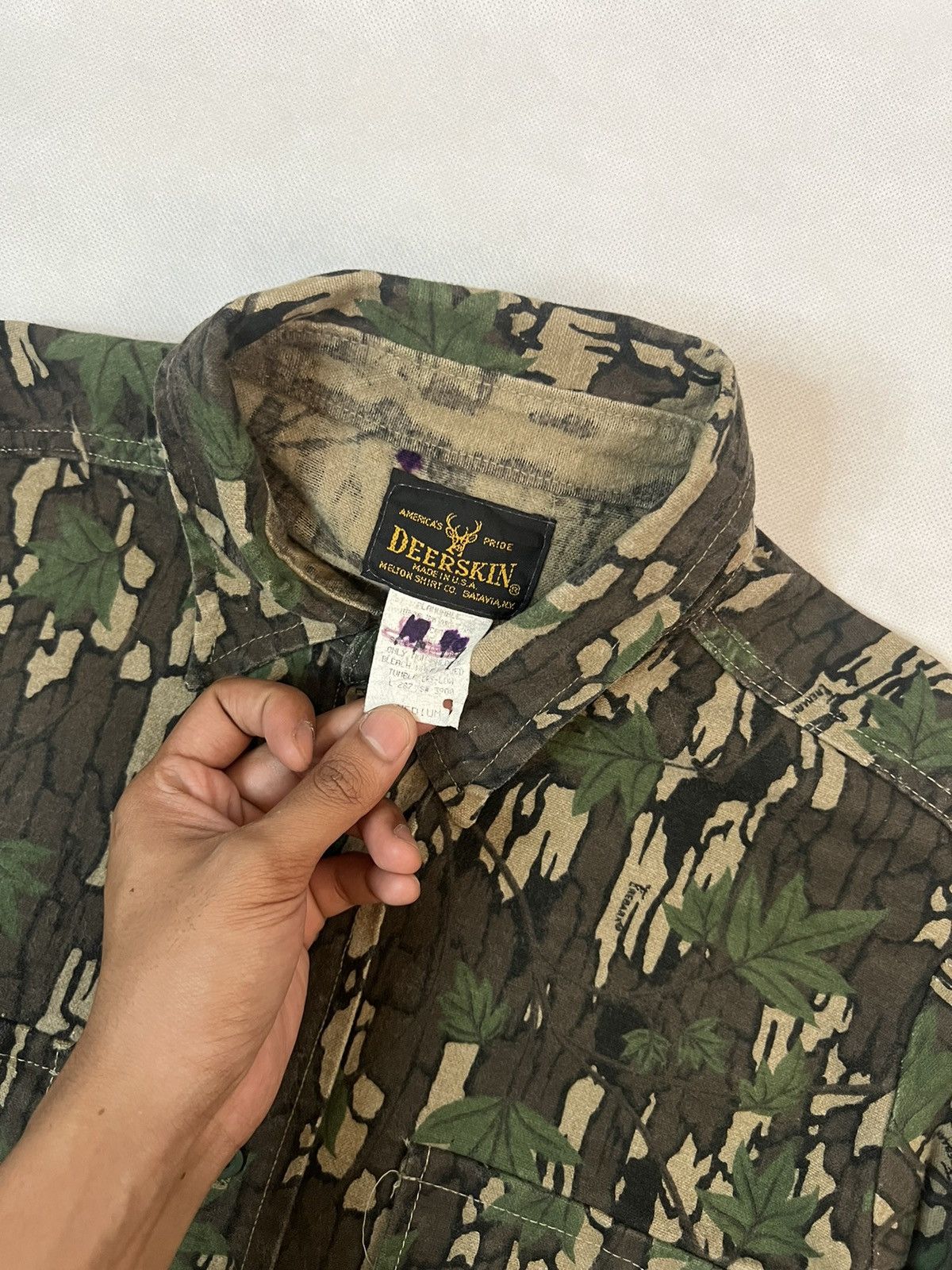 Vintage Vintage 90's Melton Deerskin Camo Hunting Shirt Size US M / EU 48-50 / 2 - 3 Thumbnail