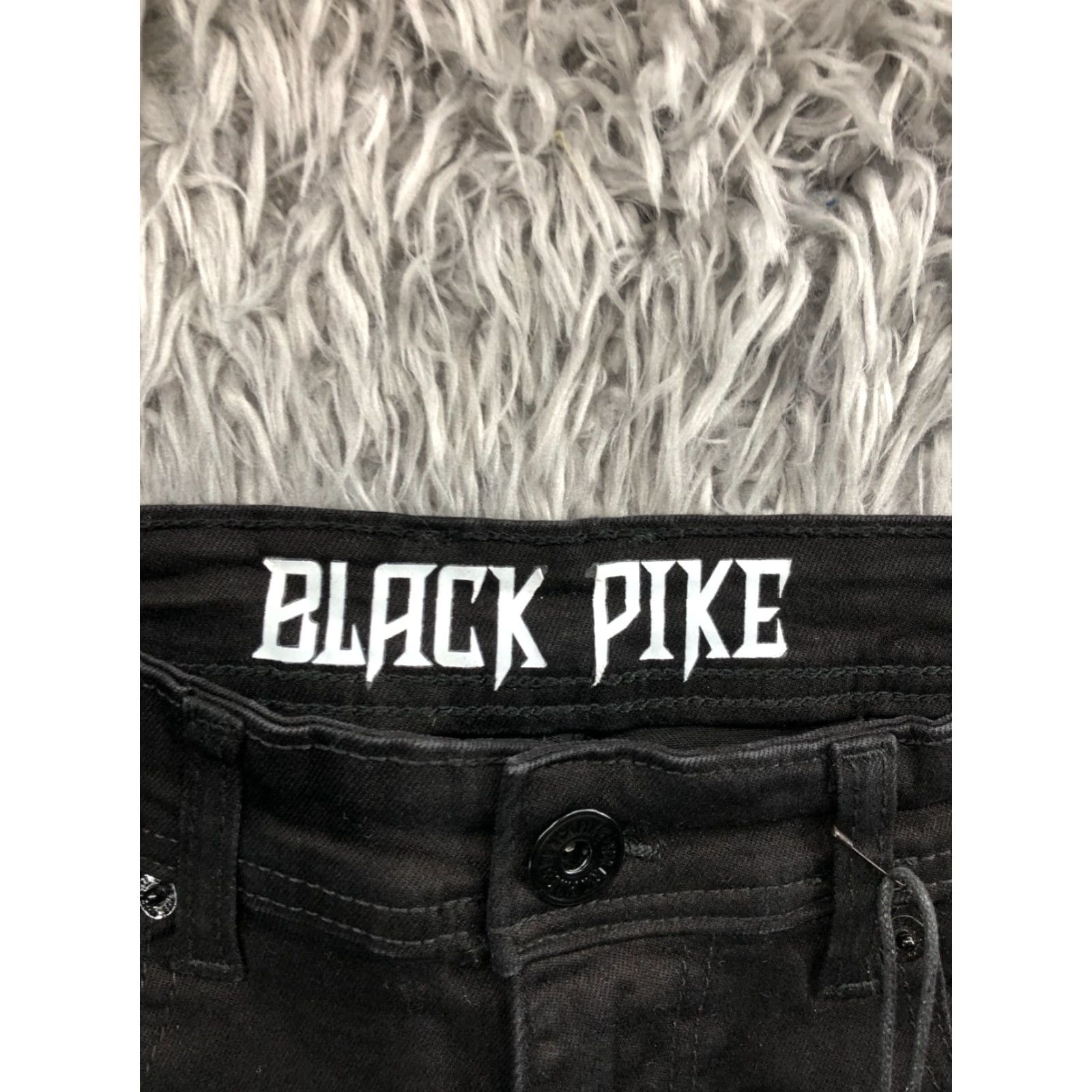 Vintage Black Pike Shorts Mens Size 32 Mid Rise Dark Wash Black Yellow Bermuda 5-Pocket Denim Cotton Blend Belt Loops Flat Front Regular Size US 32 / EU 48 - 7 Thumbnail