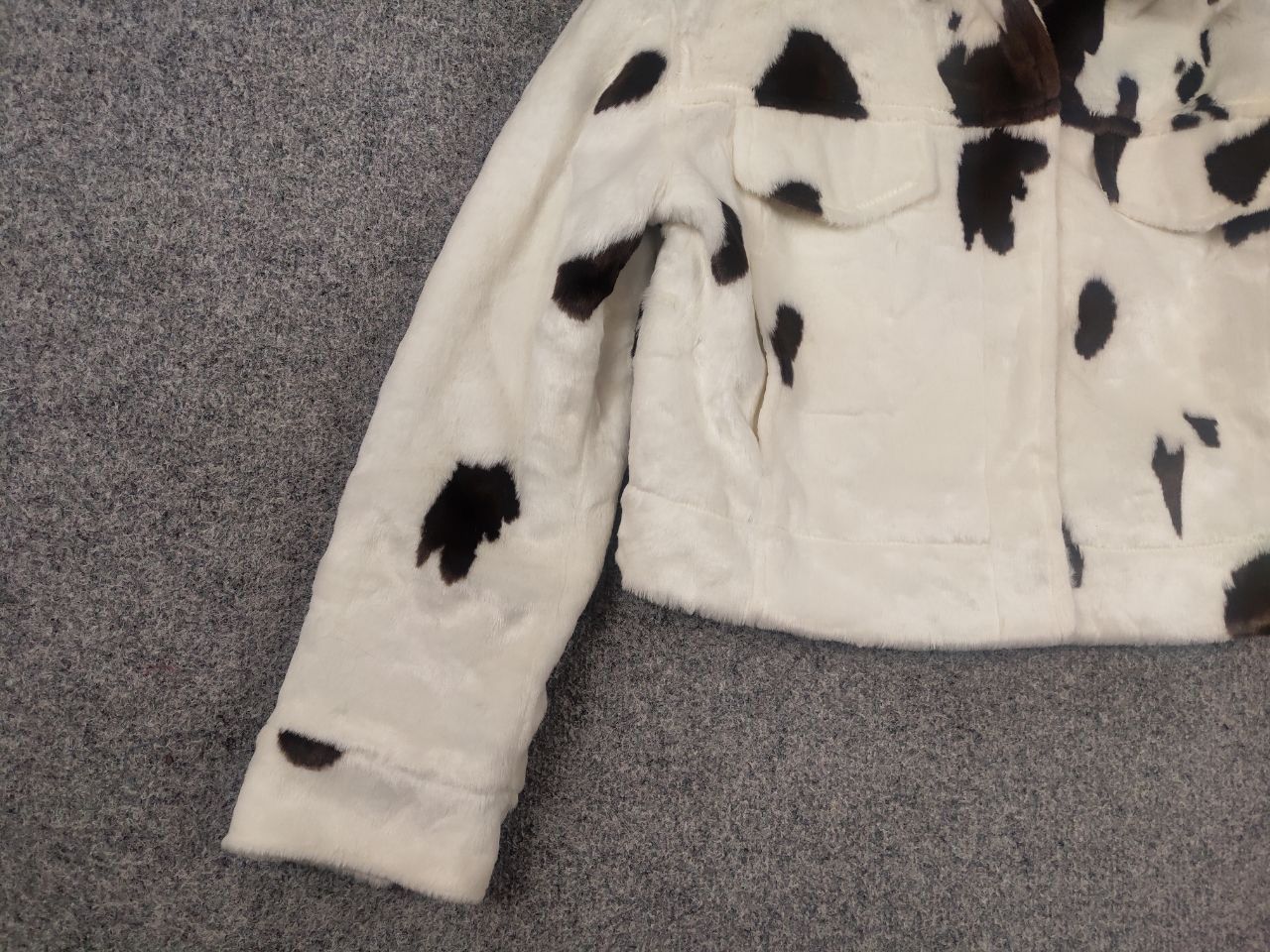 If Six Was Nine Vintage spotted cow if six was nine style fur Jacket Y2K Size S / US 4 / IT 40 - 3 Thumbnail