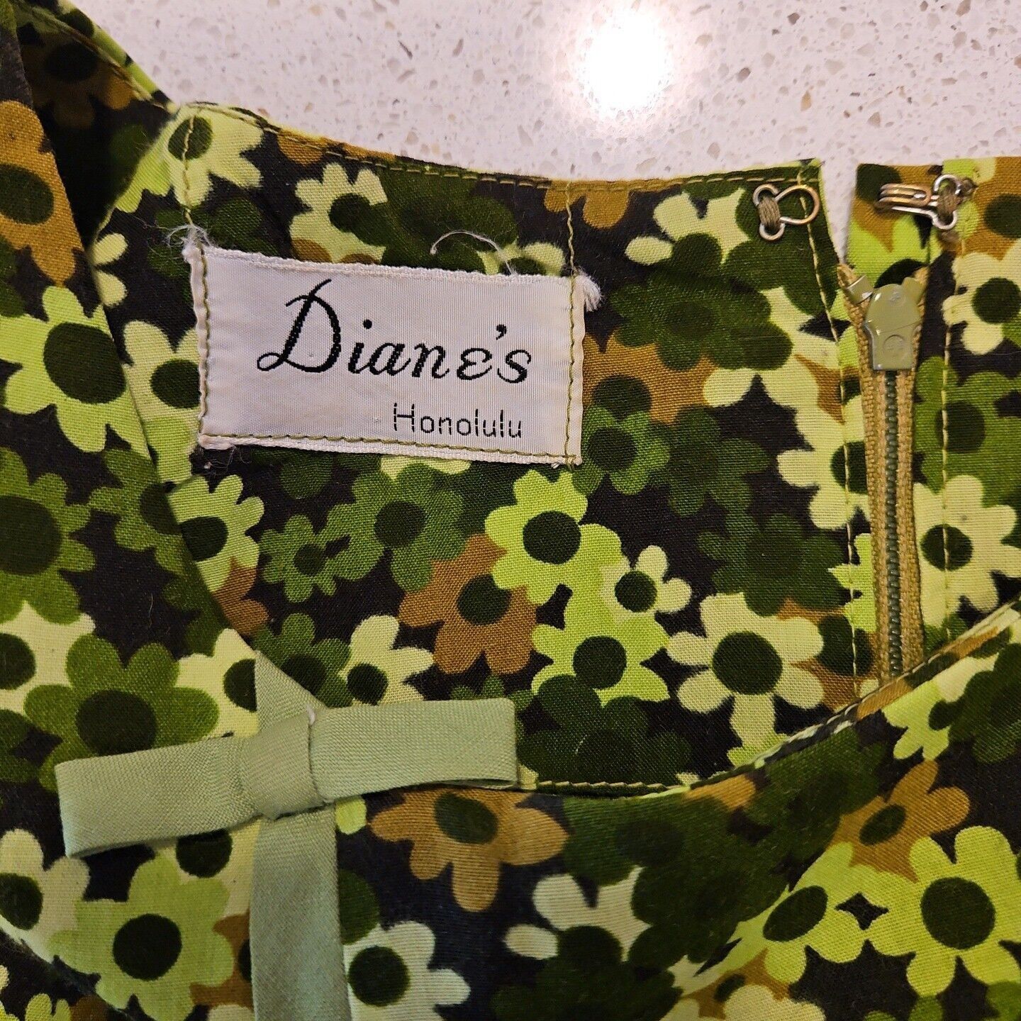 Vintage Vintage Dianes Honolulu Hawaiian Dress Sz S Green Flower Pow Size S / US 4 / IT 40 - 13 Thumbnail
