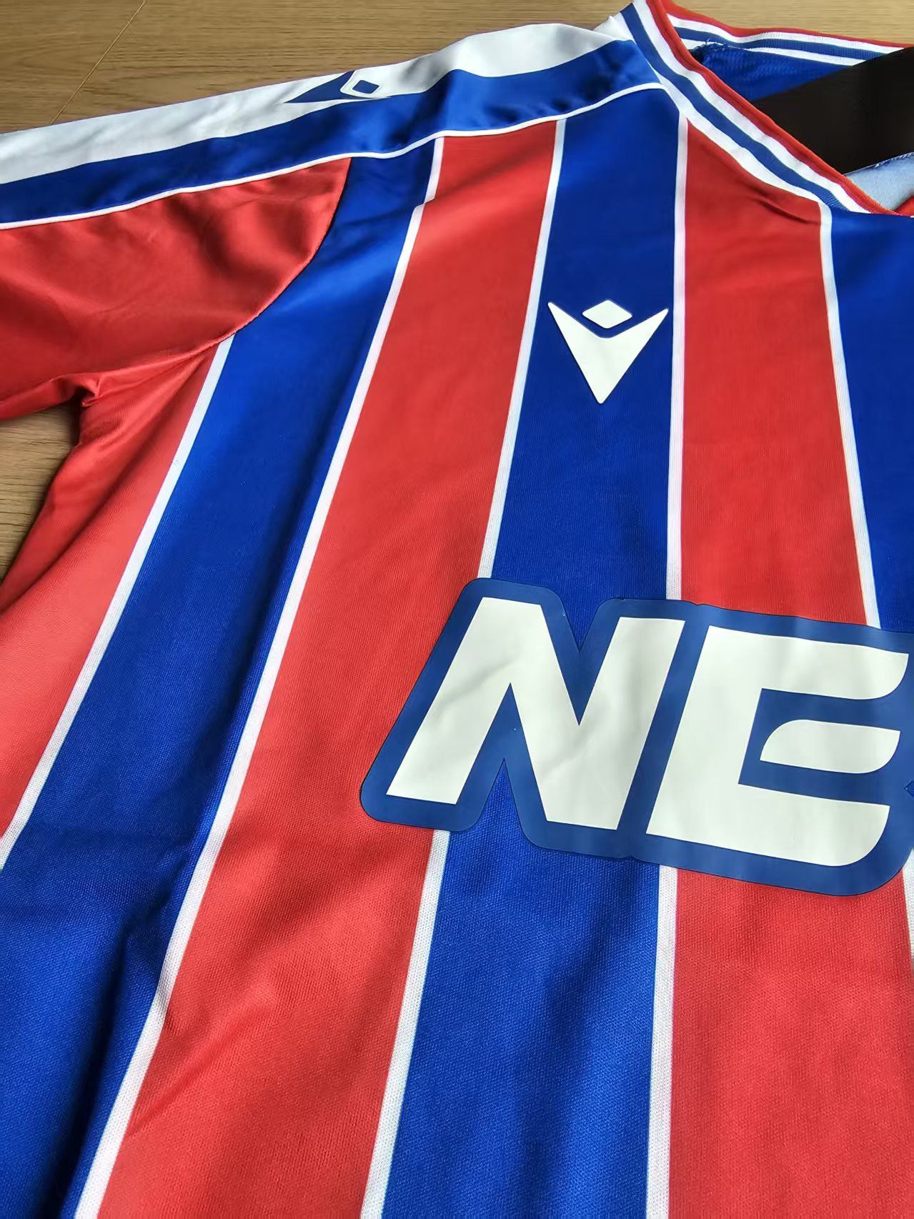 Other 2025 26 Crystal Palace Jersey Home Size US XXL / EU 58 / 5 - 3 Thumbnail
