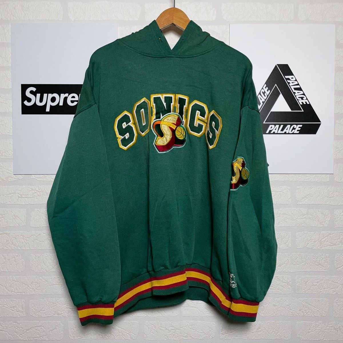 Starter Vintage Starter Seattle Sonics NBA Hoodie Sweatshirt 90s Size US XL / EU 56 / 4 - 1 Thumbnail