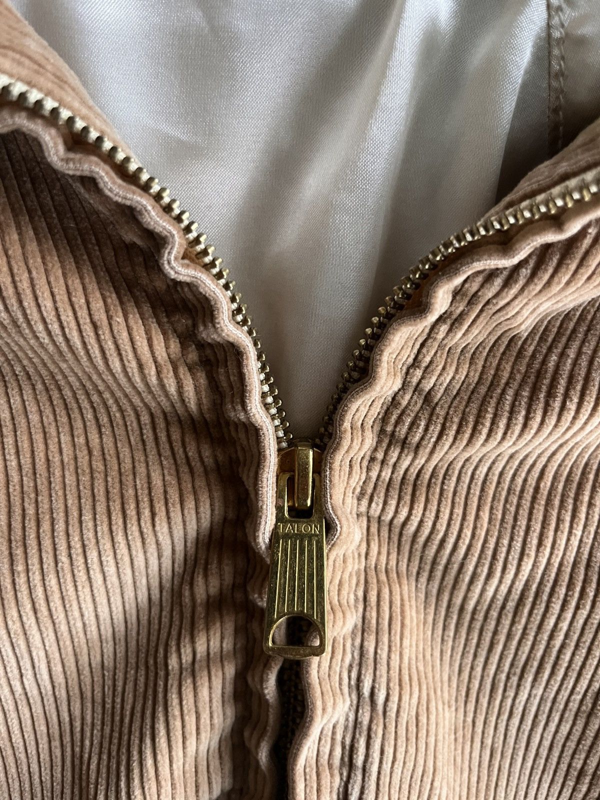 Levi's Vintage Clothing Levi's Vintage Clothing - Corduroy Bomber Size US M / EU 48-50 / 2 - 5 Thumbnail