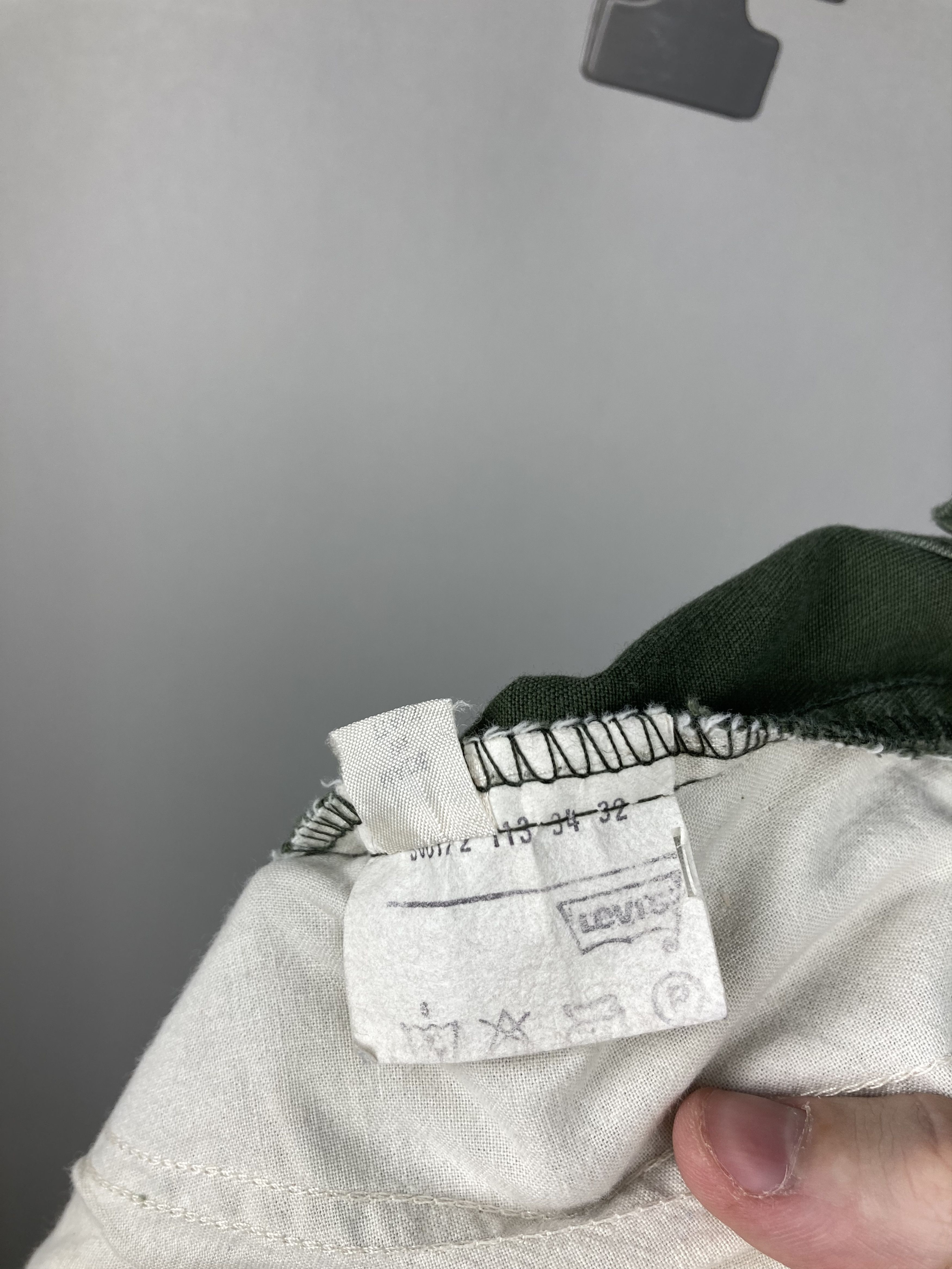 Levi's Levi's Cargo Olive 90s style Cargo Military pants Size US 34 / EU 50 - 8 Thumbnail