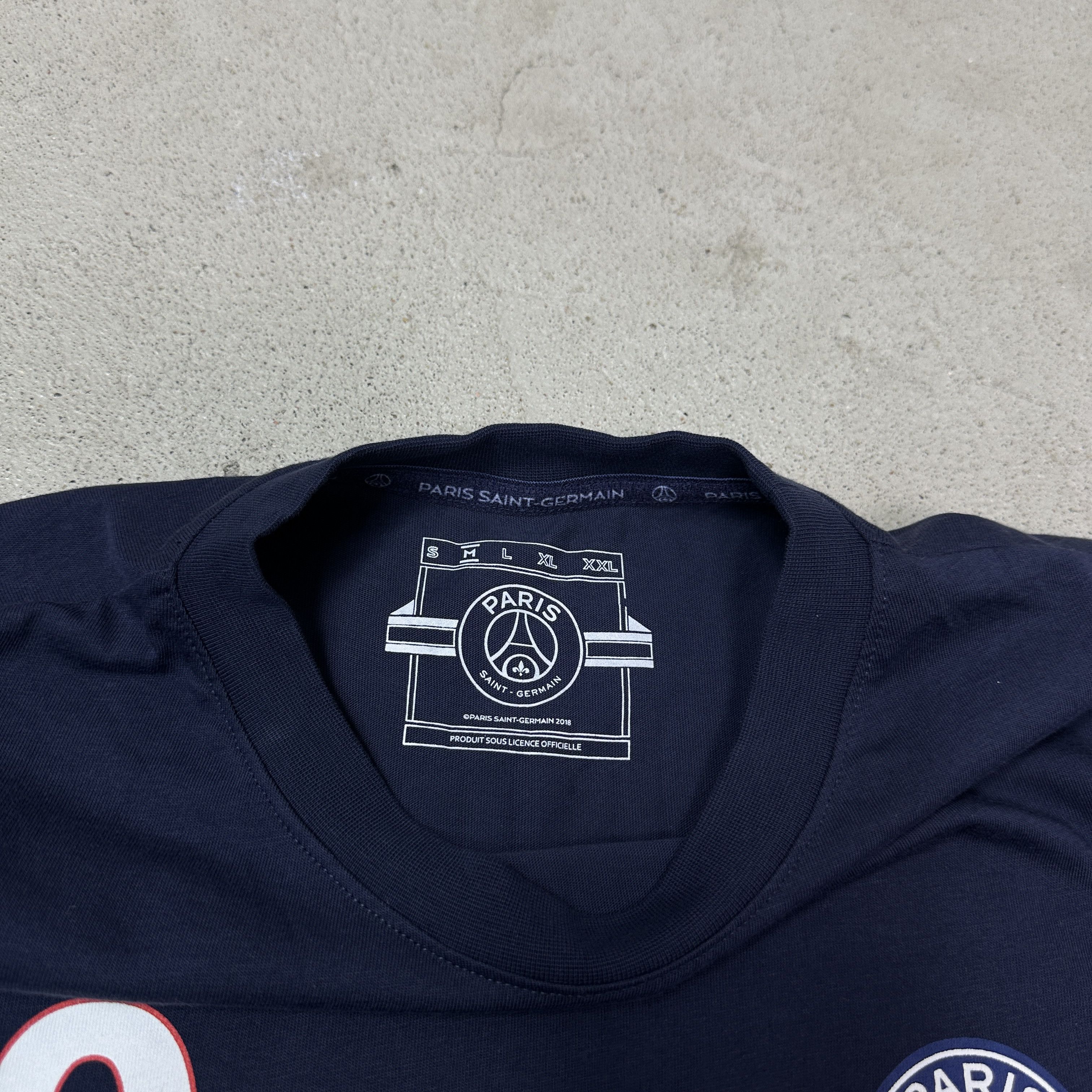 Nike Vintage Sporty Nike PSG Neymar Jr Jersey Y2K Size US M / EU 48-50 / 2 - 5 Thumbnail