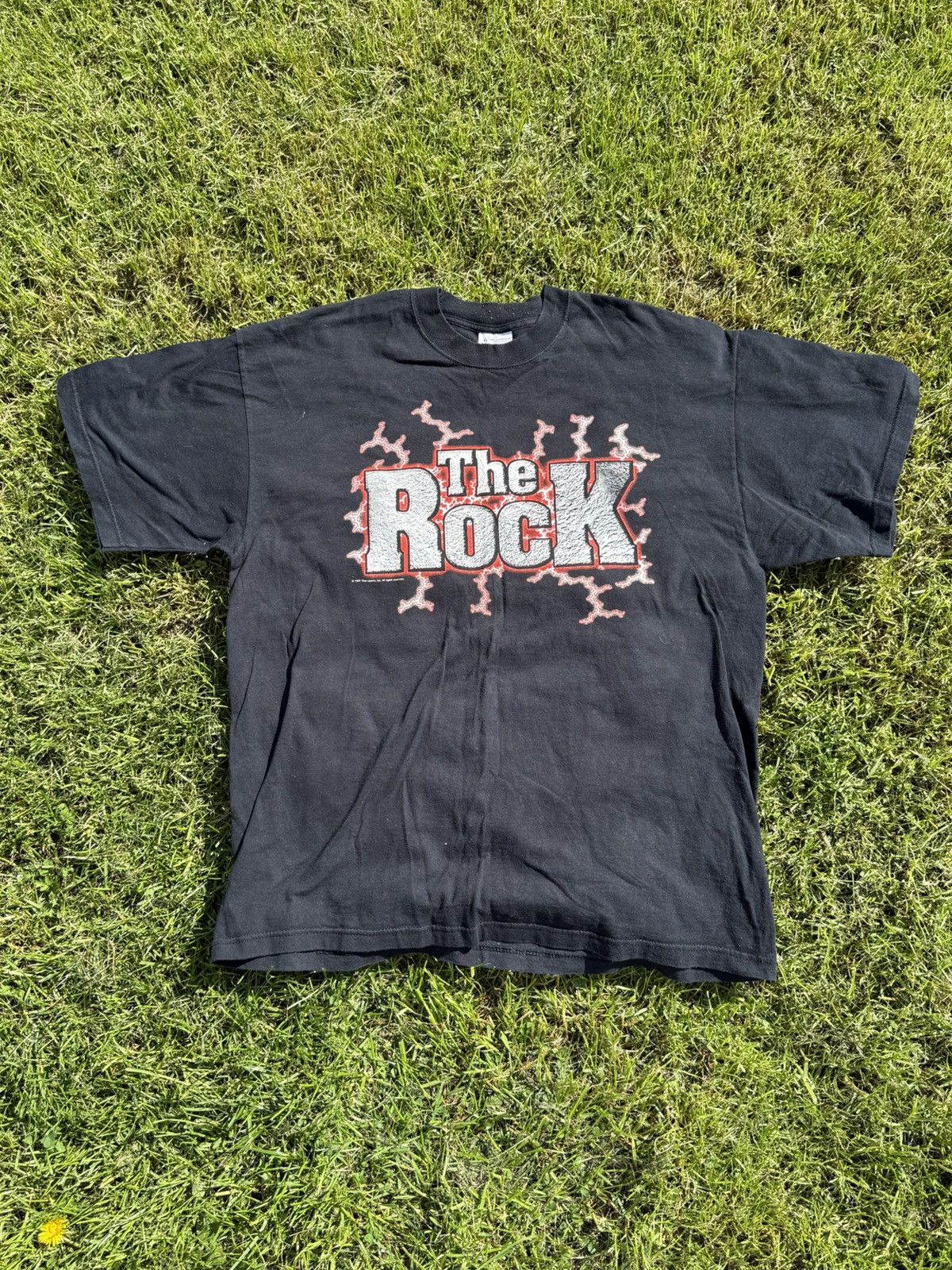 Other Vintage 1999 WWE The Rock Tshirt Size US XL / EU 56 / 4 - 1 Thumbnail