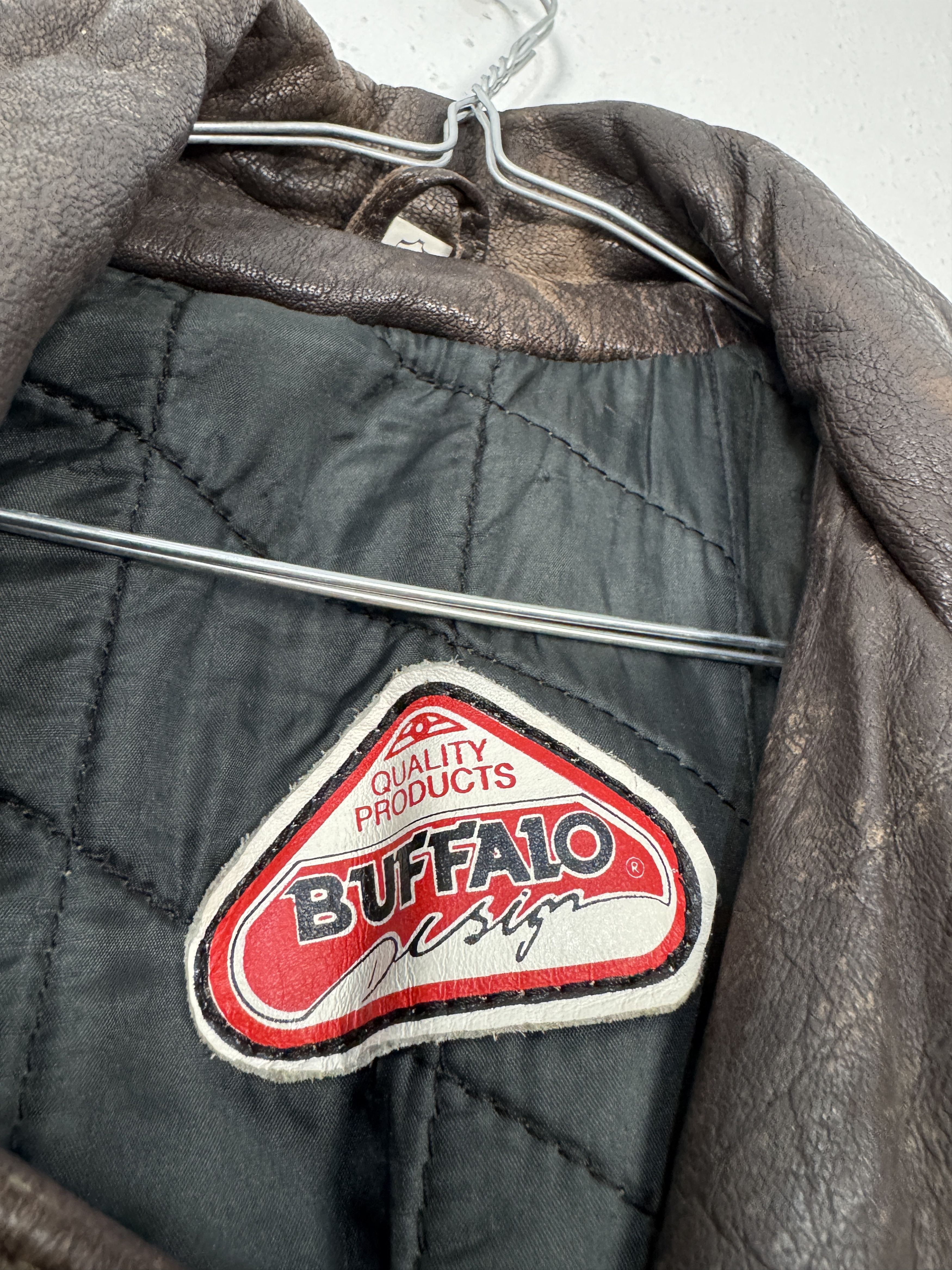 Vintage Vintage 90s Buffalo leather biker ramones jacket 48 M Size US M / EU 48-50 / 2 - 3 Thumbnail