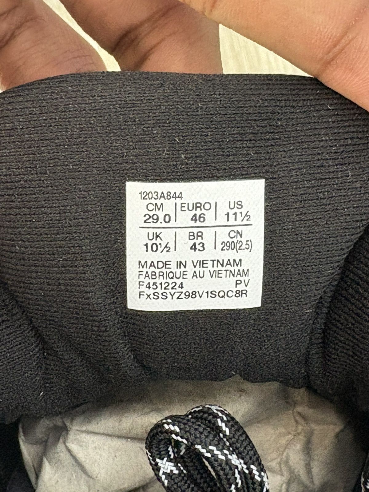 Asics × Kith ASICS Gel-Nimbus x Kith “Black Pure Silver” **PRE-OWNED** Size US 11.5 / EU 44-45 - 7 Thumbnail
