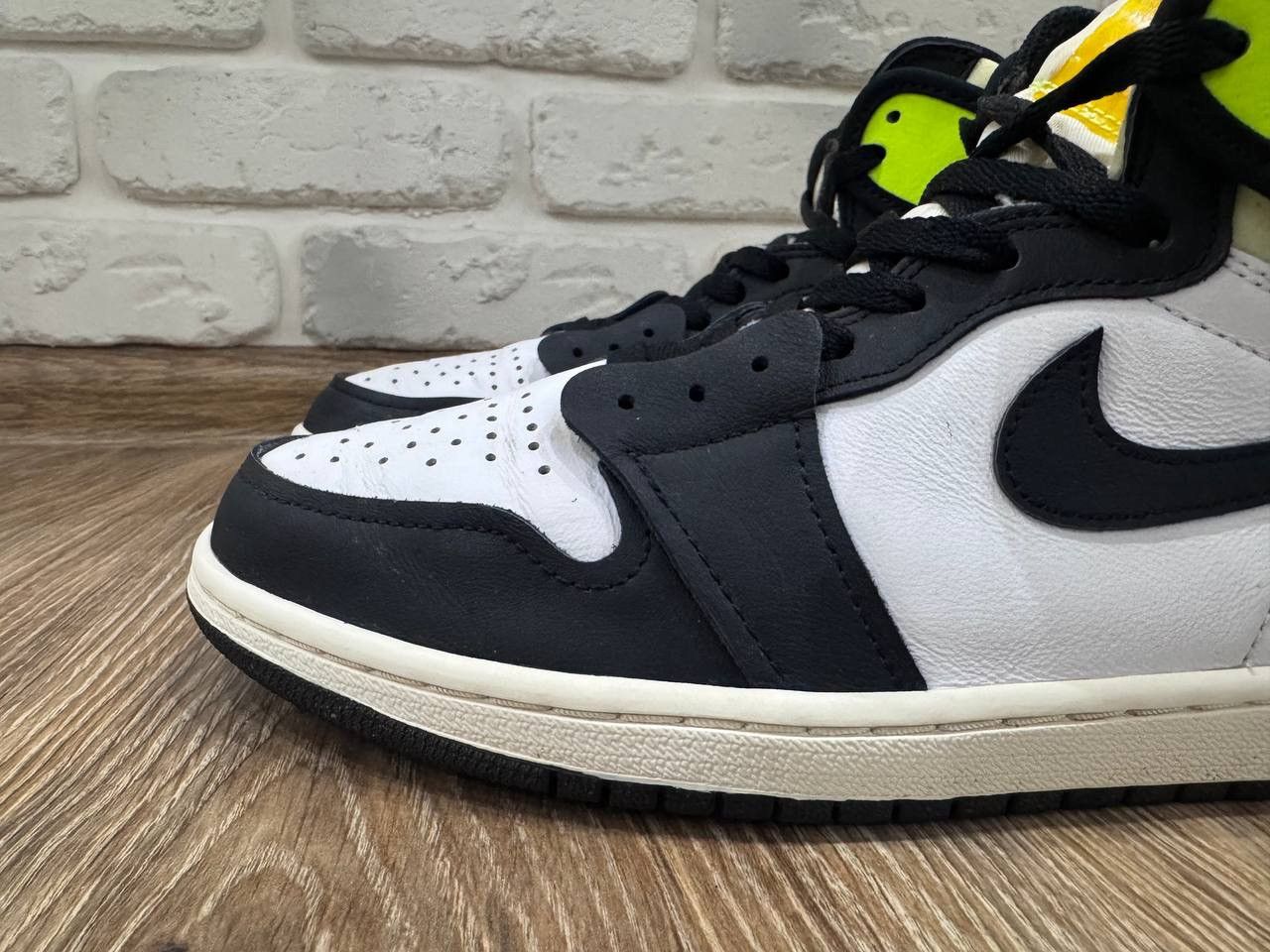 Nike Nike Air Jordan 1 Retro High OG Size 41 US 8 Size US 8 / EU 41 - 3 Thumbnail