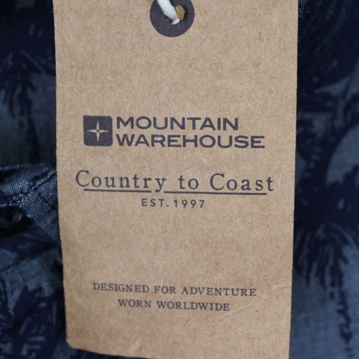 Vintage Mountain Warehouse Hawaiian Shirt NWT Mens XL Blue Tropical Floral S/S Cotton Button-Up Shirt Mens XL Blue Floral Hawaiin Tropical Printed Shirt Size US XL / EU 56 / 4 - 7 Thumbnail