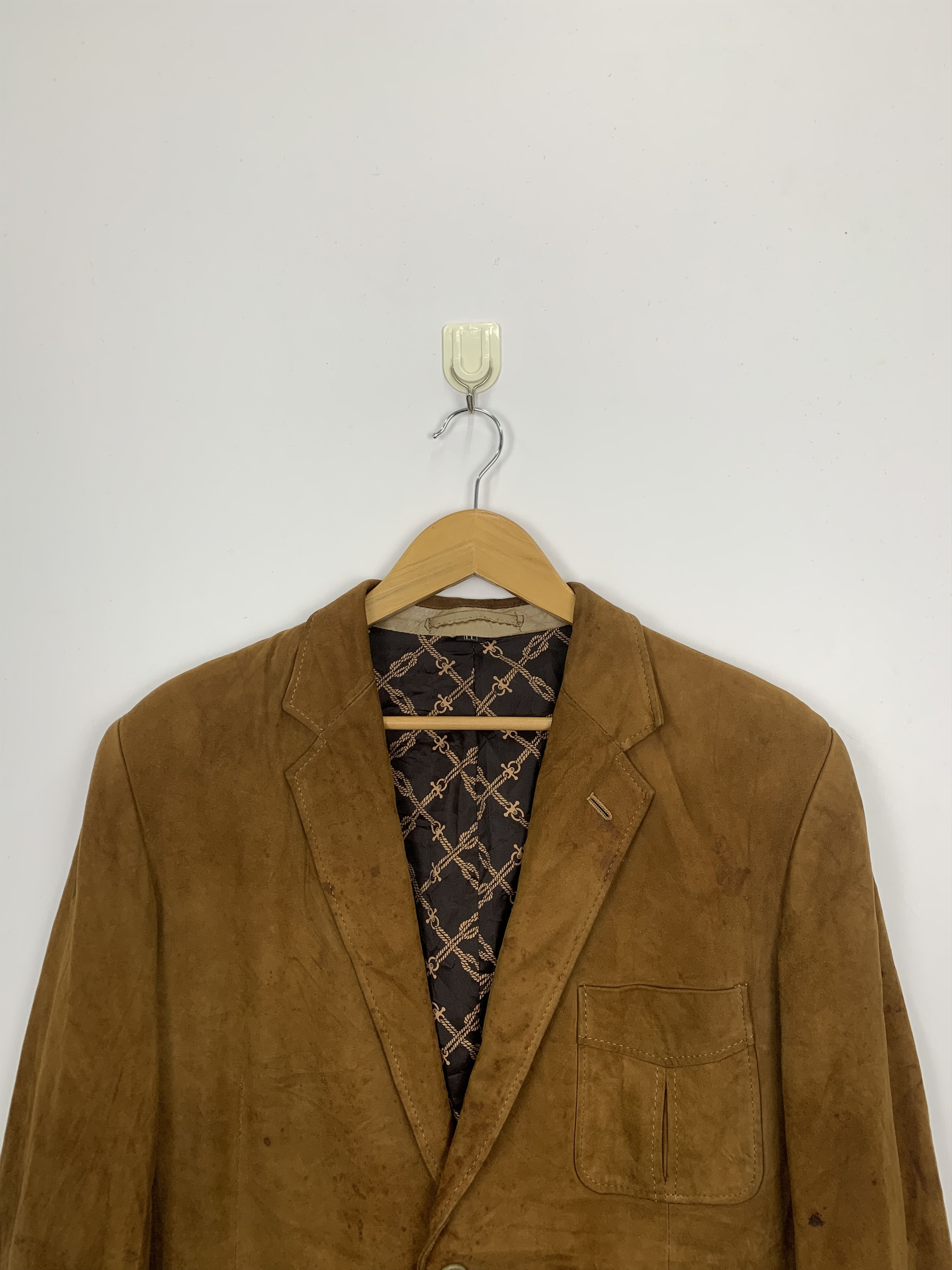 Vintage Vintage Japanese Brand Suede Leather Luxury Blazer J0795 Size US L / EU 52-54 / 3 - 2 Thumbnail