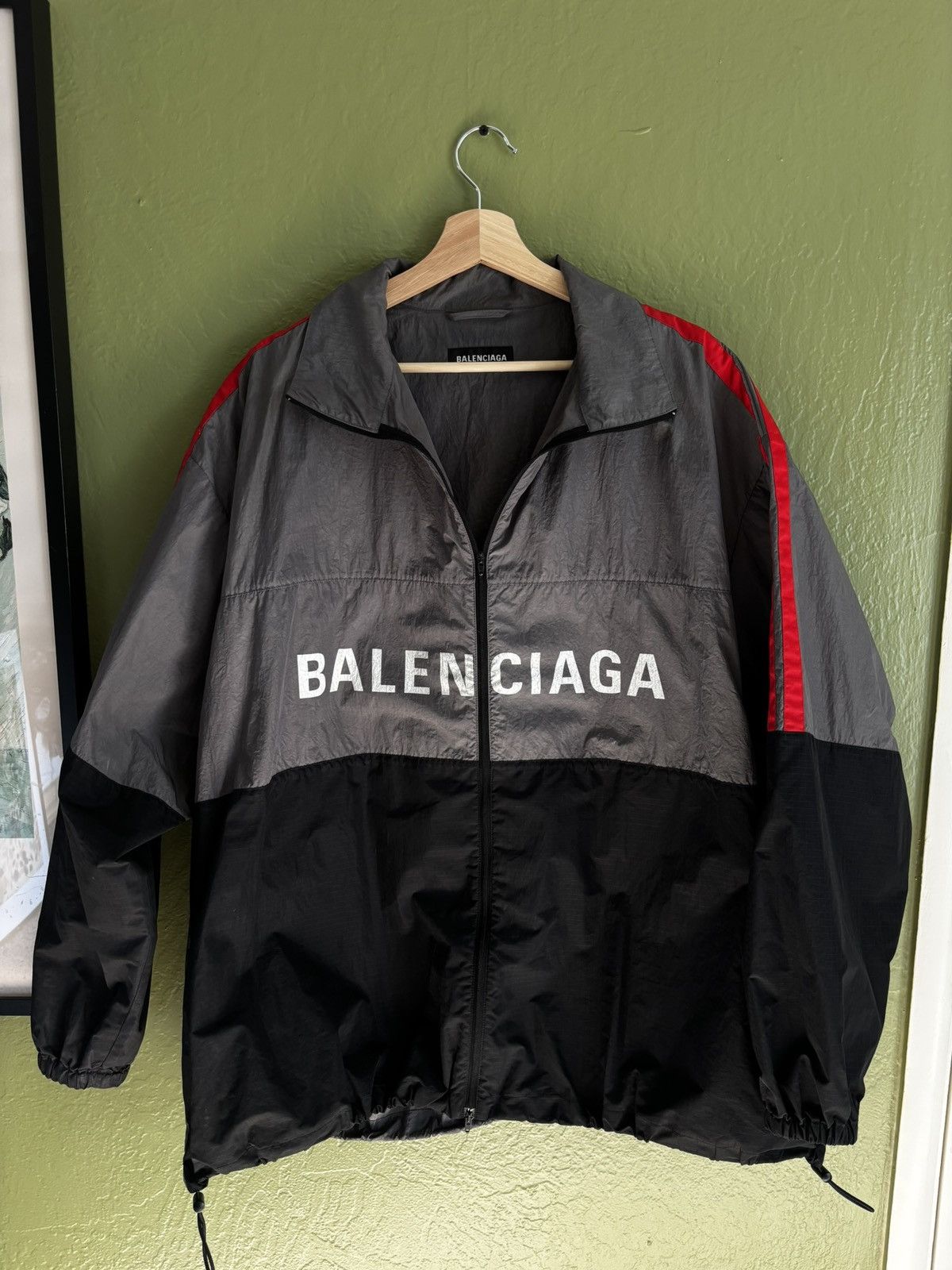 Balenciaga logo red/black windbreaker