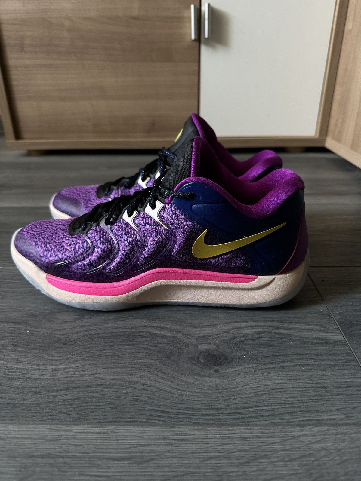 Nike Kd 17 “Vivid Purple” Size US 9.5 / EU 42-43 - 2 Thumbnail