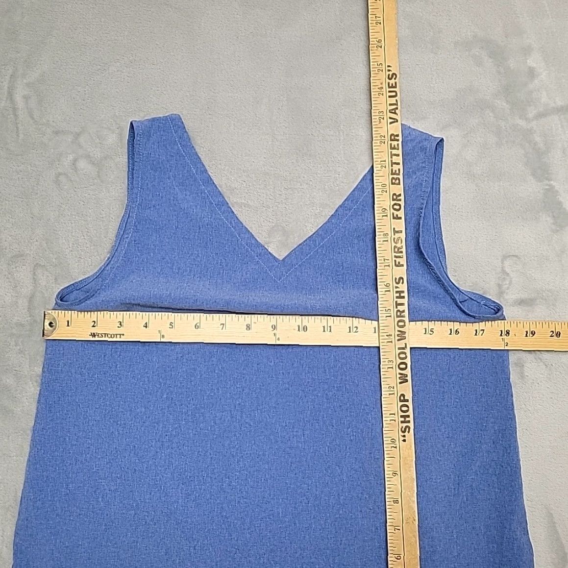 Eddie Bauer Eddie Bauer Shirt Womens S Blue Travex V-Neck Tank Top Outdoor Travel Hike Capable All Seasons Womens Size S / US 4 / IT 40 - 6 Thumbnail