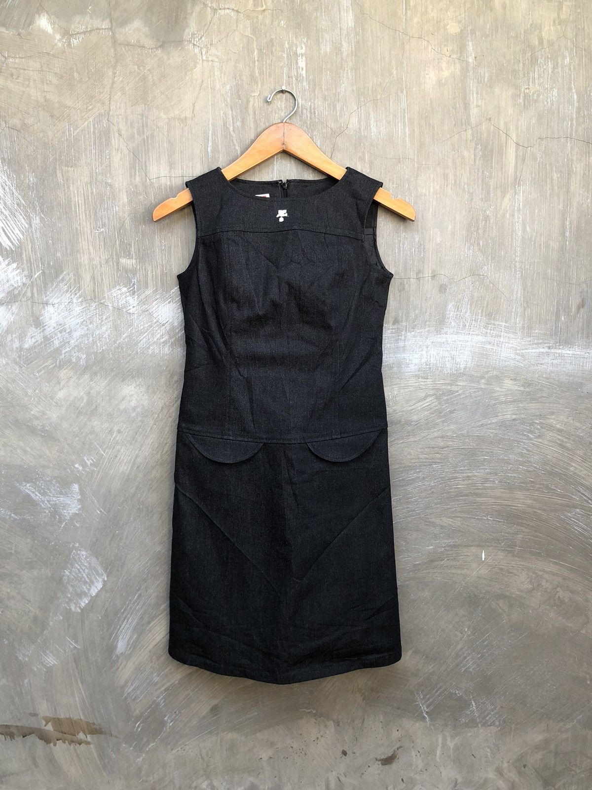 Courreges Sleeveless Women Midi Dress