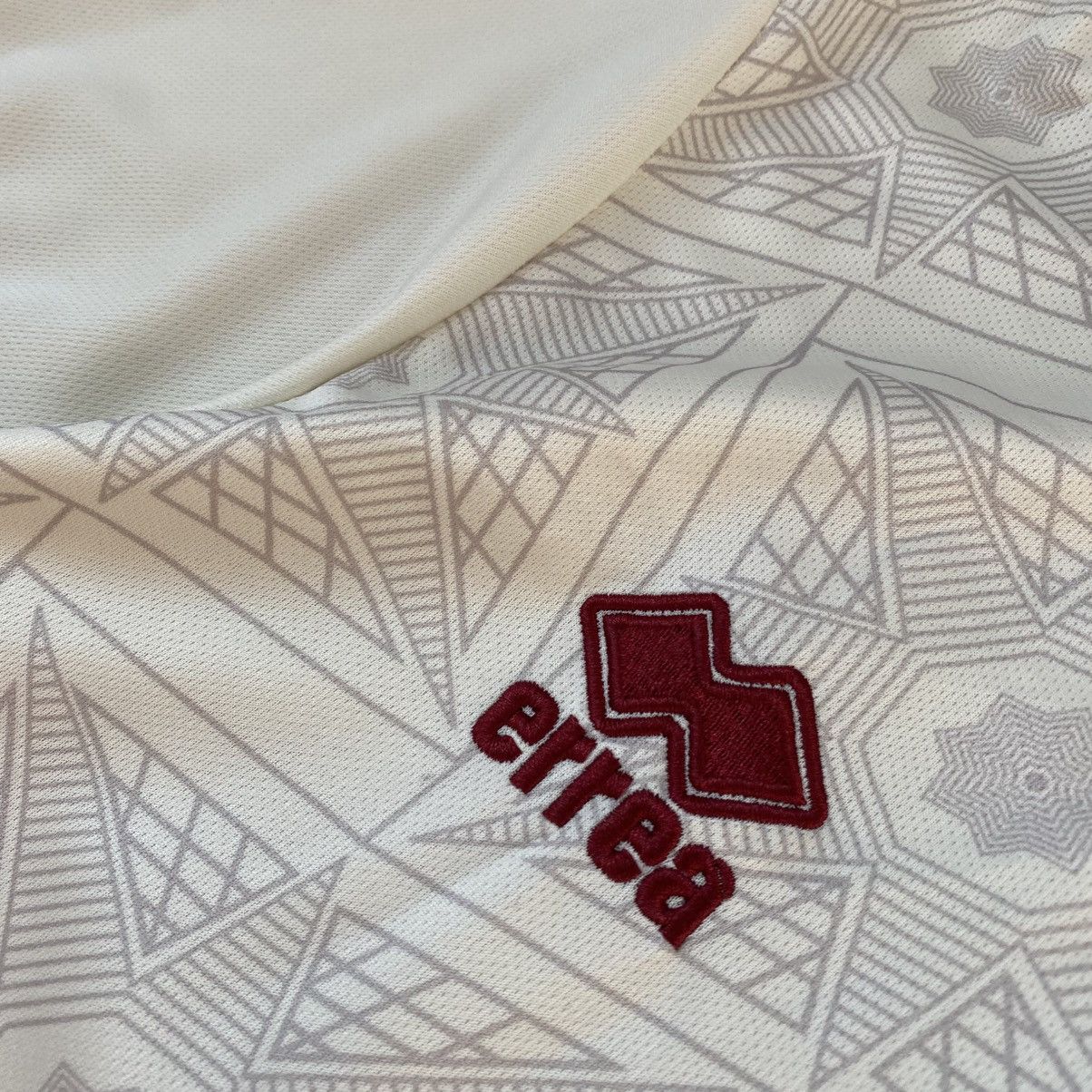 Errea Mens Errea Sheffield United 2024/2025 home soccer jersey Size US S / EU 44-46 / 1 - 4 Thumbnail