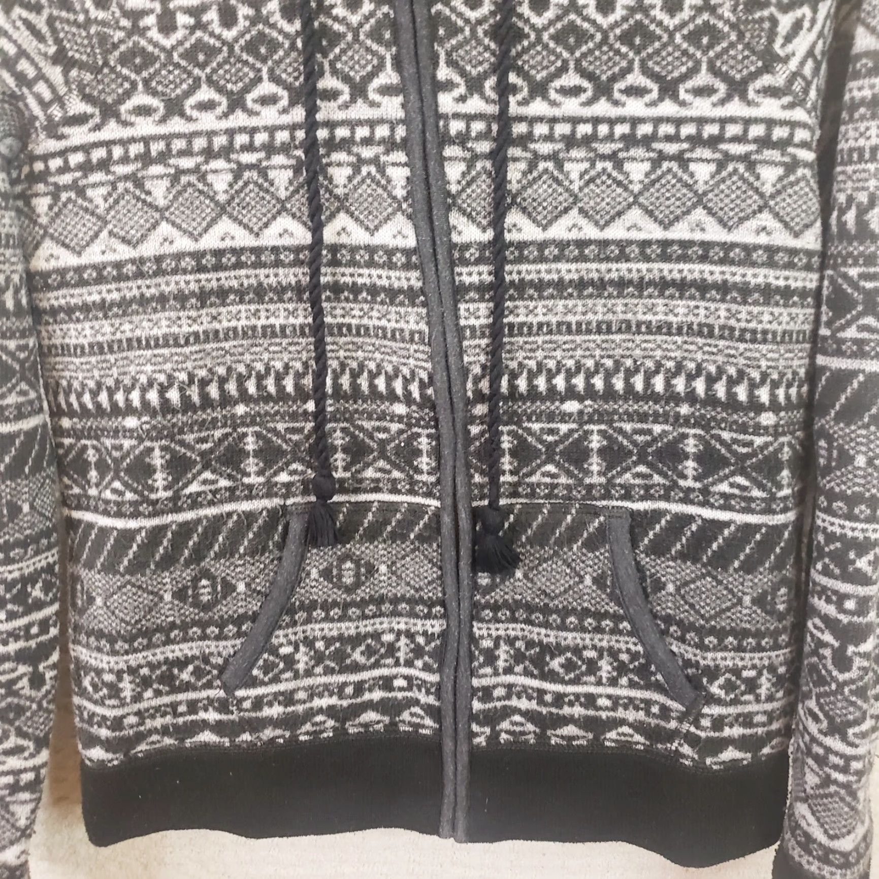 American Eagle Outfitters VINTAGE American Eagle Outfitters Full Zip Hoodie Shirt M Gray Black Geometric Aztec Boho Southwestern Unisex Adults Mens Womens Size M / US 6-8 / IT 42-44 - 2 Thumbnail