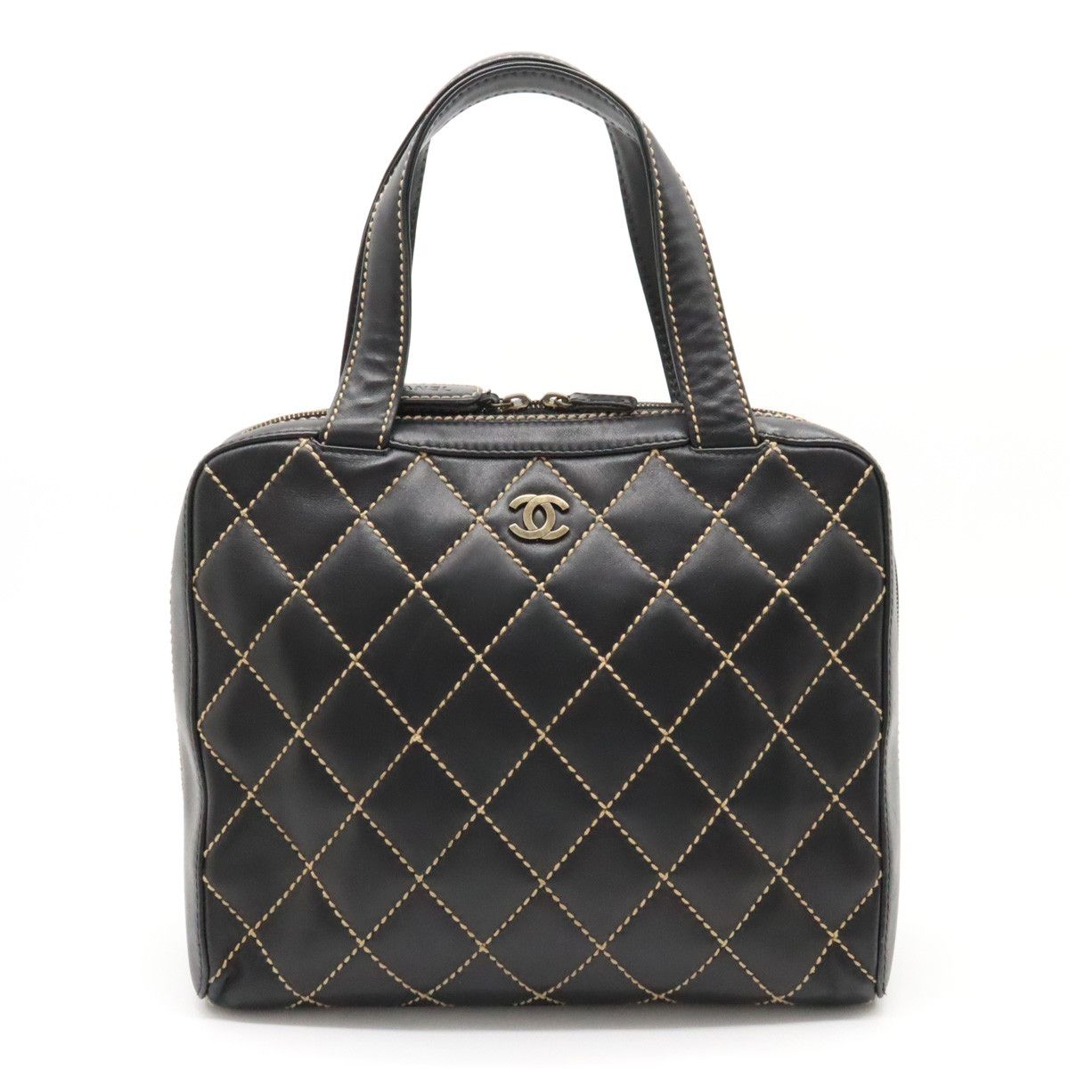 Chanel Chanel Wild Stitch Leather Tote Bag A14693 Leather Tote Bag A14693 in Very Good Condition