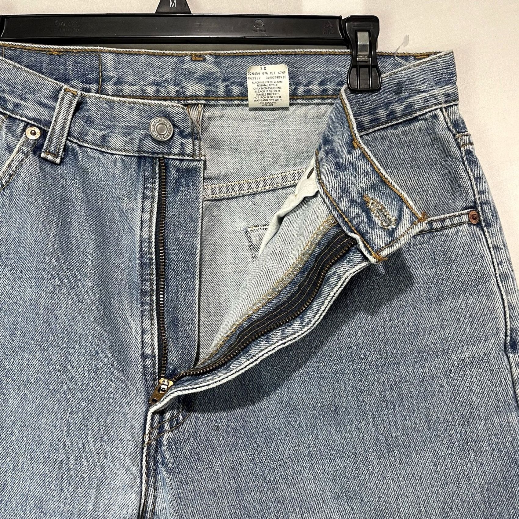 Levi's VINTAGE Levi's 505 Jeans Mens 34x34 Denim Pants Canada Blue 5-Pocket Regular Fit Adult Regular Size XS? Size US 34 / EU 50 - 6 Thumbnail