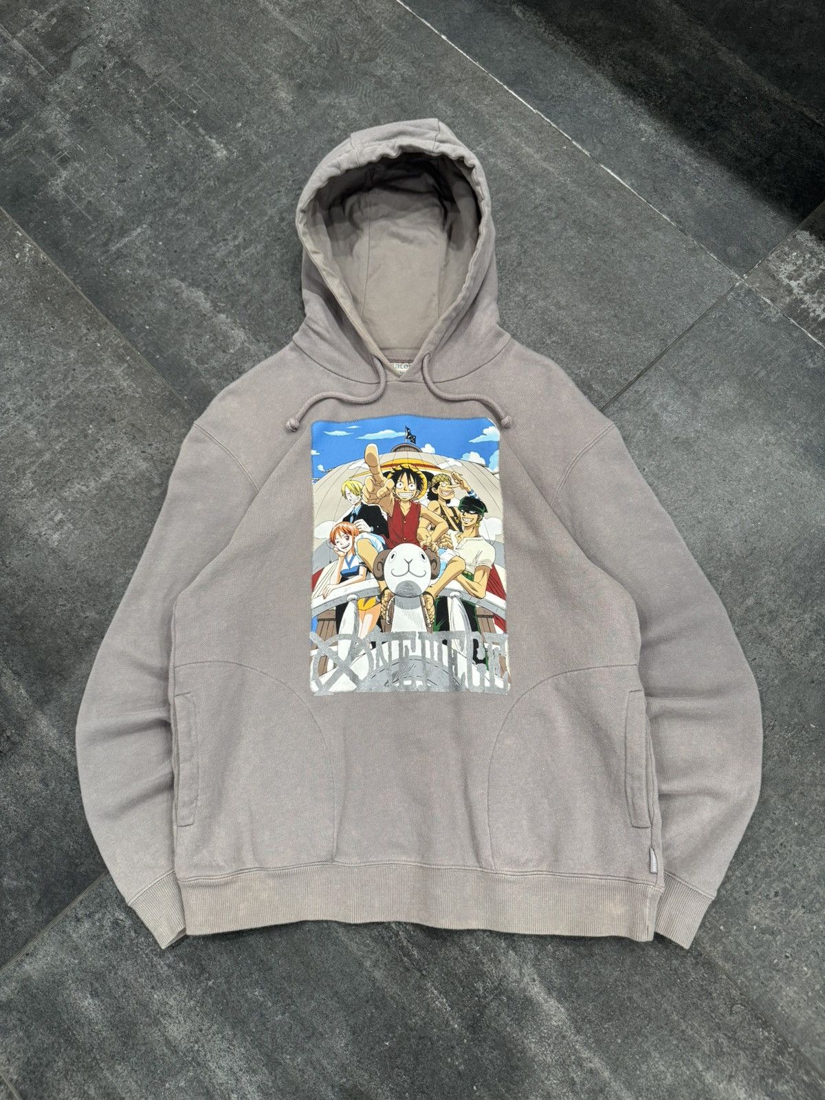 One Piece Vintage Y2K One Piece Toei Animation Hoodie Sweatshirt Large Size US L / EU 52-54 / 3 - 1 Thumbnail