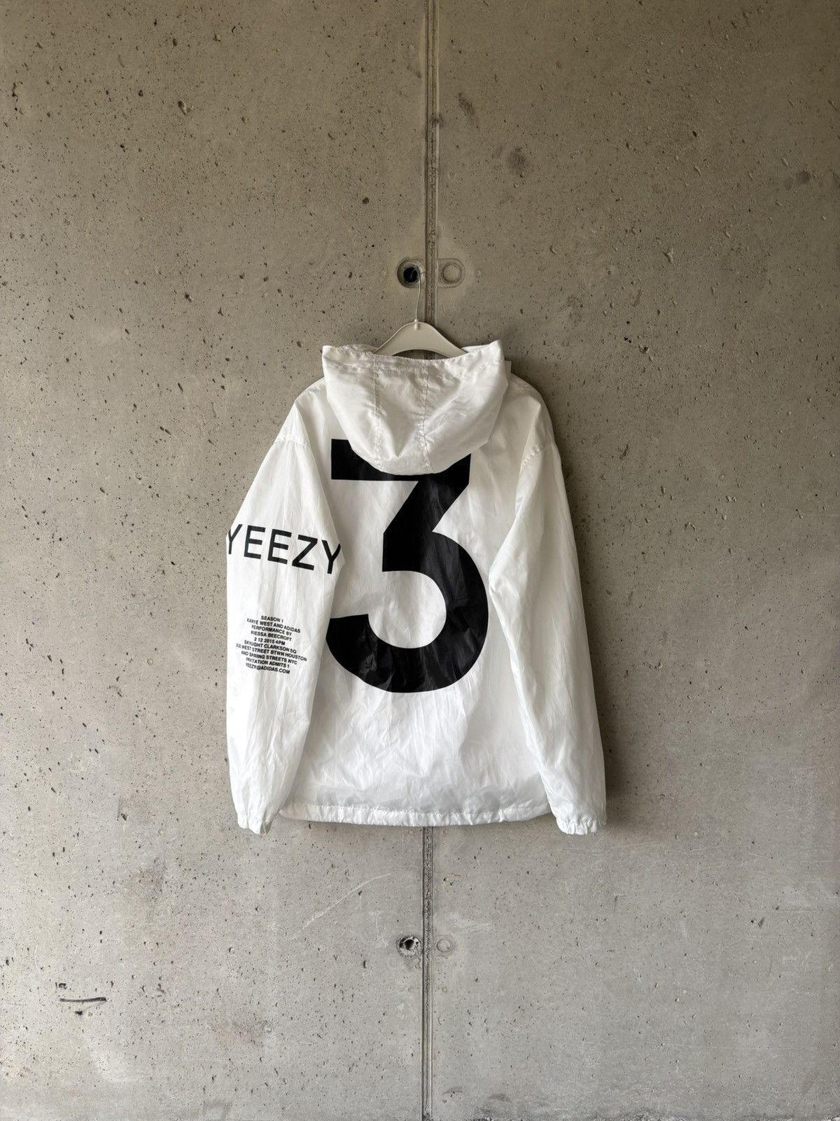 Kanye West White Yeezy Windbreaker Clearance Black Yeezy