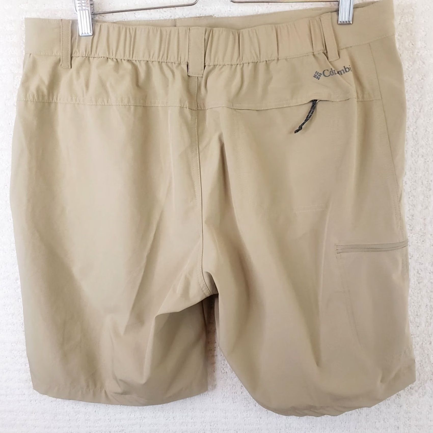 Vintage Columbia Shorts Mens 38 Tan Beige 10 Inseam Quick Dry Fishing Stretch Pockets Moisture Wicking Regular Fit Casual Activewear Summer Fall Spring (Mens) Size US 38 / EU 54 - 5 Thumbnail