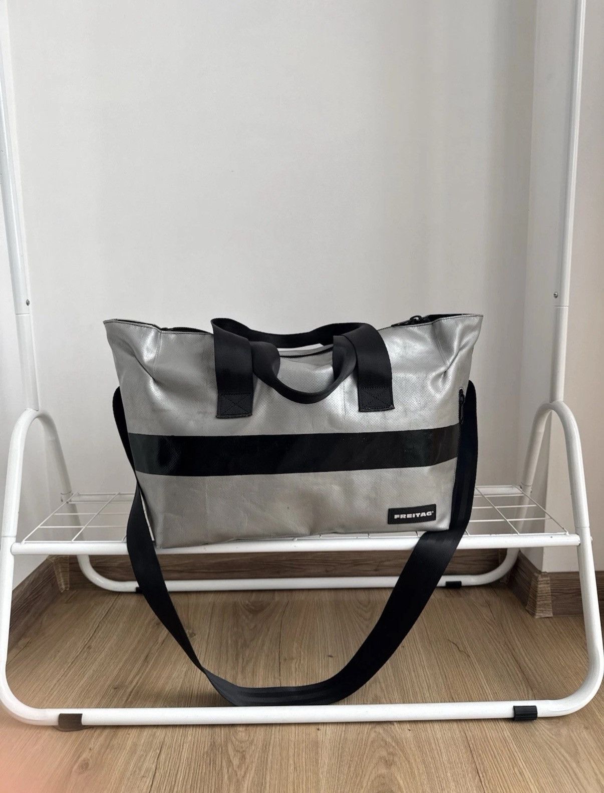 Wool Cropped Cardigan with Dropped Shoulder