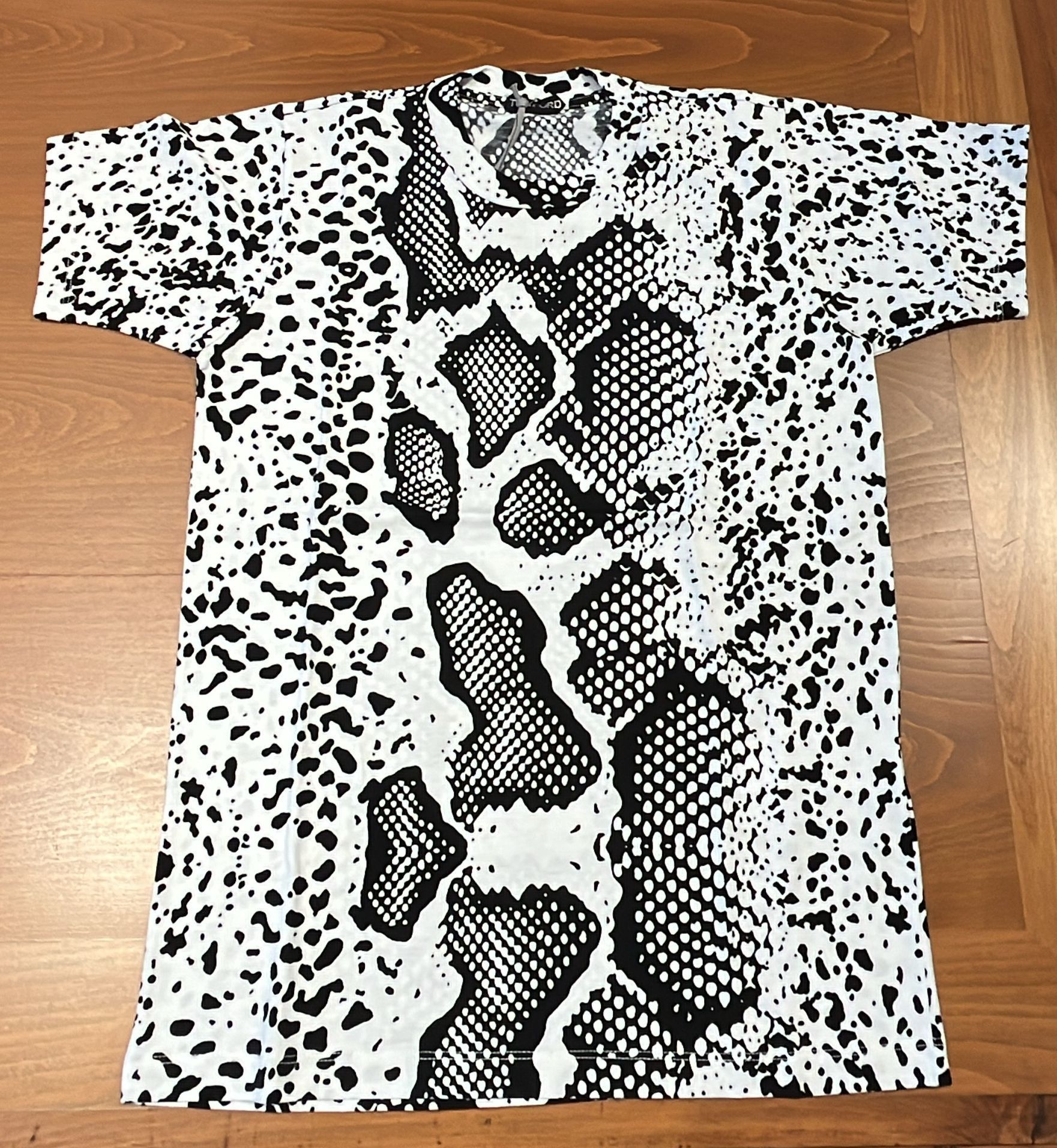 Tom Ford o1sndg0825 TFJ921 T-Shirt in White/Black Size US M / EU 48-50 / 2 - 1 Thumbnail