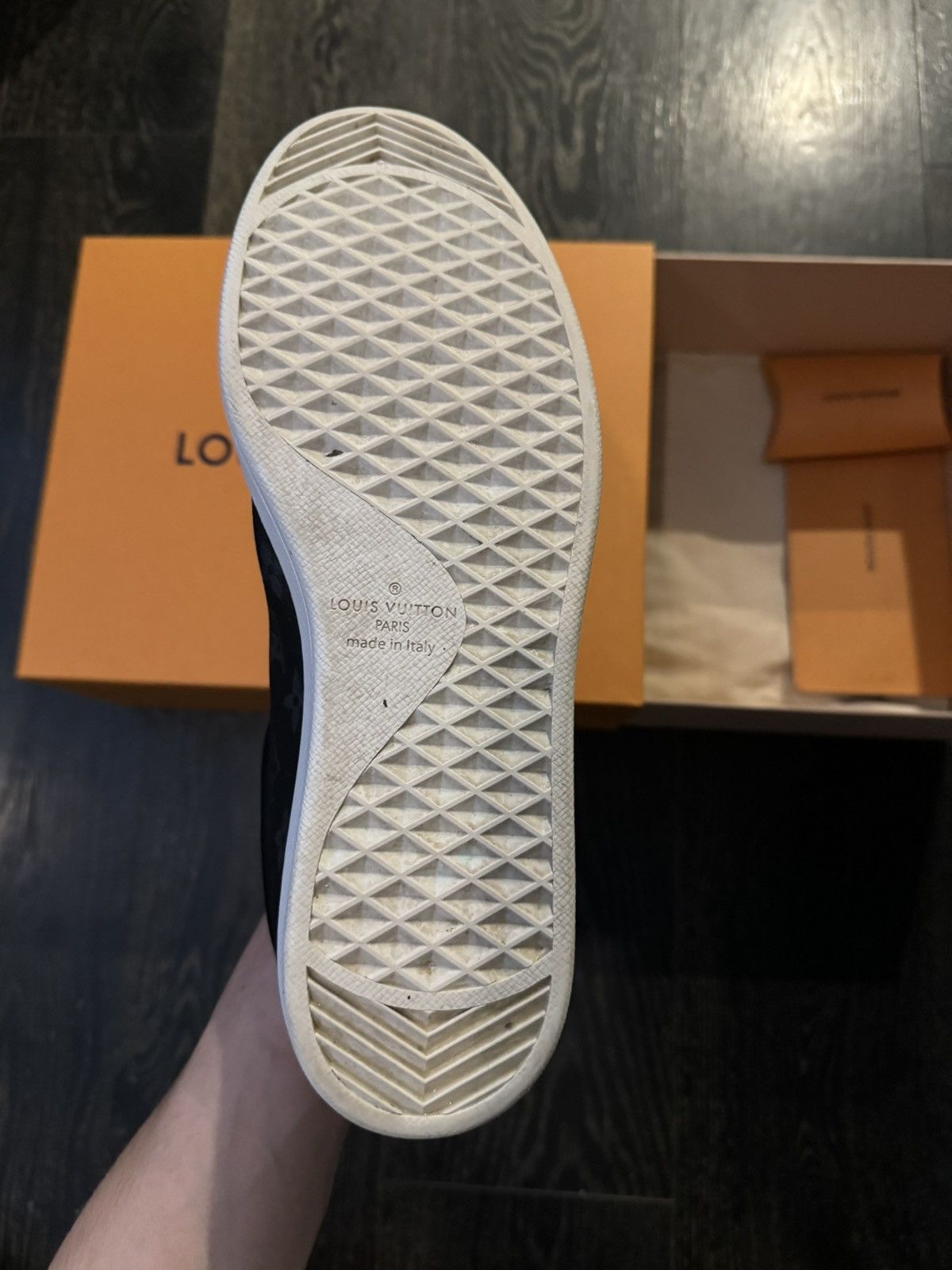 Louis Vuitton Louis Vuitton Sneakers LV Monogram Size US 9.5 / EU 42-43 - 13 Thumbnail