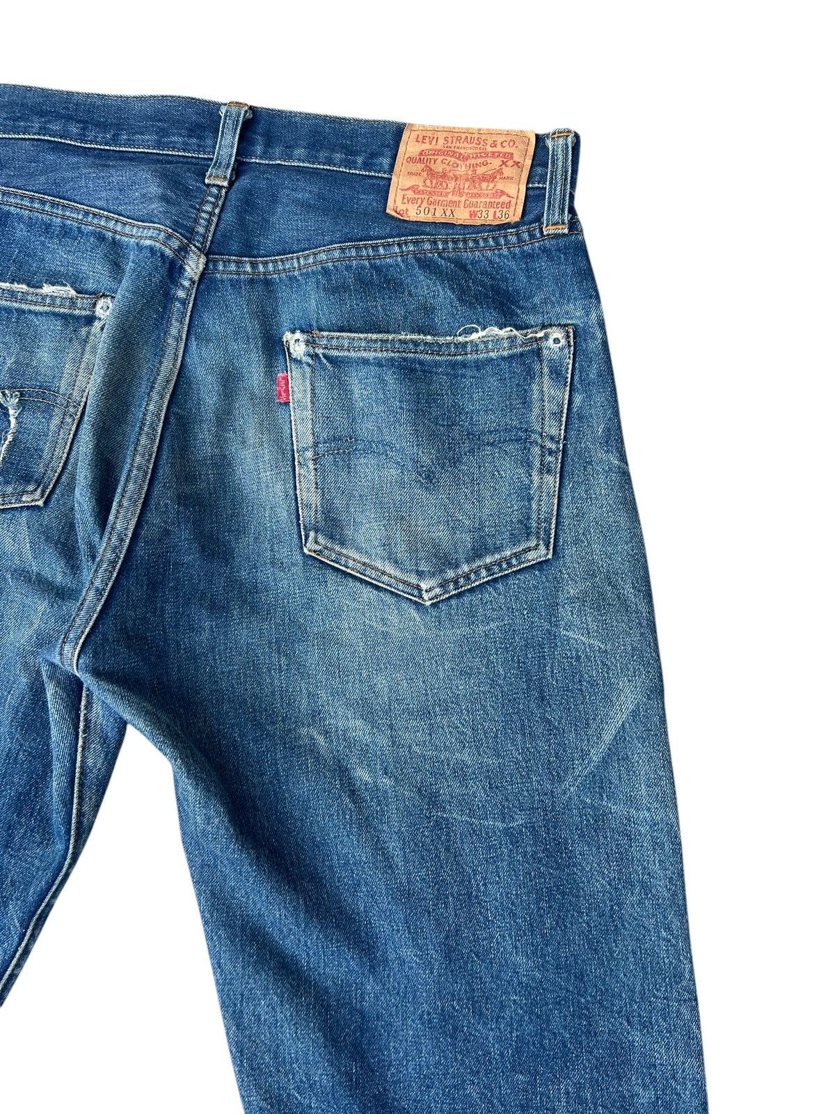 Levi's Vintage Clothing Trashed 90s LVC Levi’s 501 XX Big E Mud Denim Selvedge Jeans Size US 32 / EU 48 - 19 Thumbnail