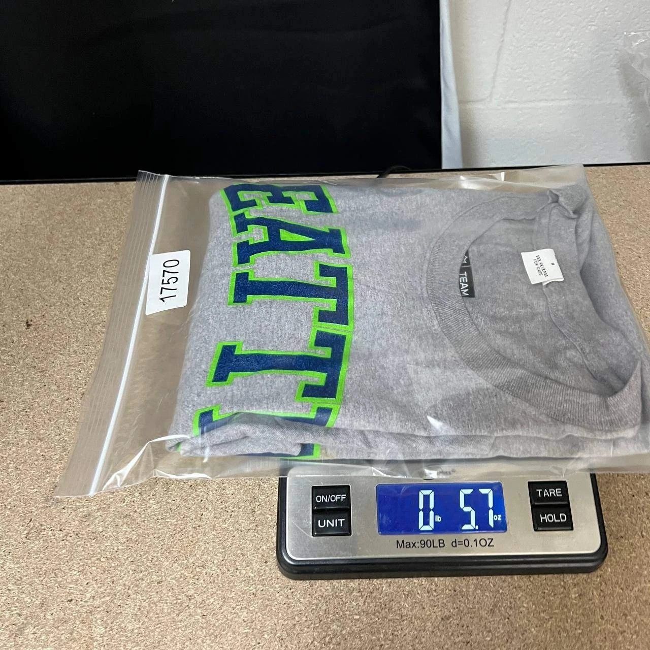 Other Seattle Seahawks Shirt Men M Gray Short Sleeve Crew Neck New Size US M / EU 48-50 / 2 - 9 Thumbnail