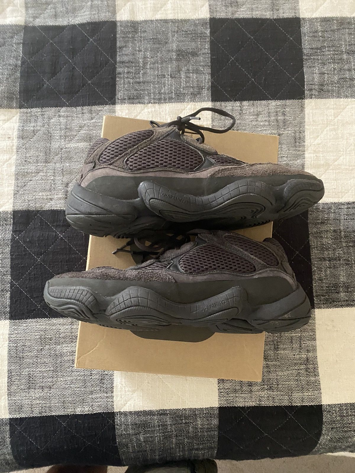 Adidas × Kanye West Yeezy 500 ‘Utility Black’ 2018 Size US 9 / EU 42 - 8 Thumbnail