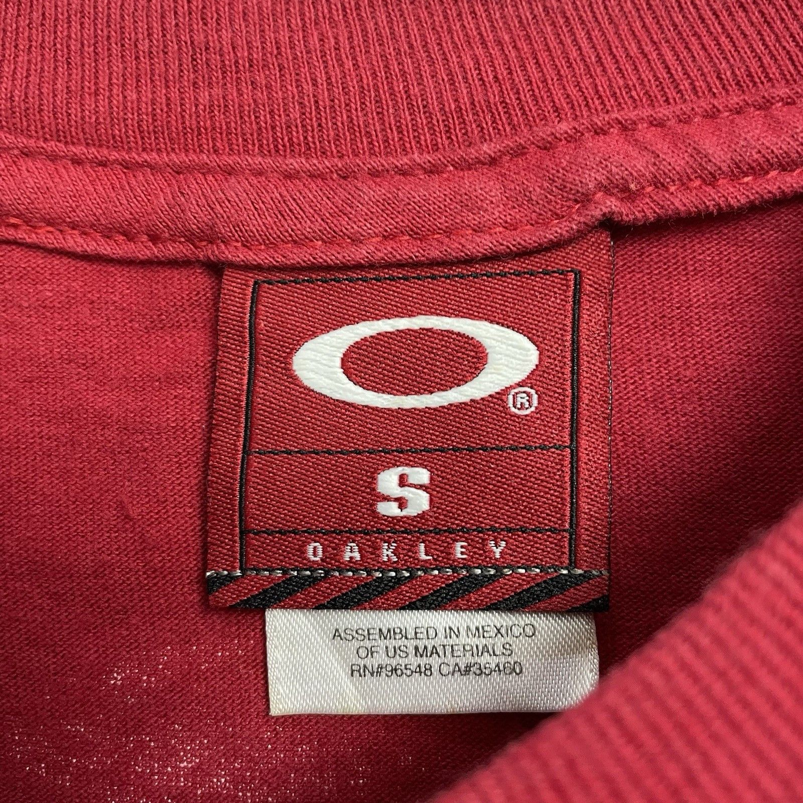 Oakley Vintage Oakley T-Shirt Brain Case Fuel Dump Red Graphic S Size US S / EU 44-46 / 1 - 4 Thumbnail