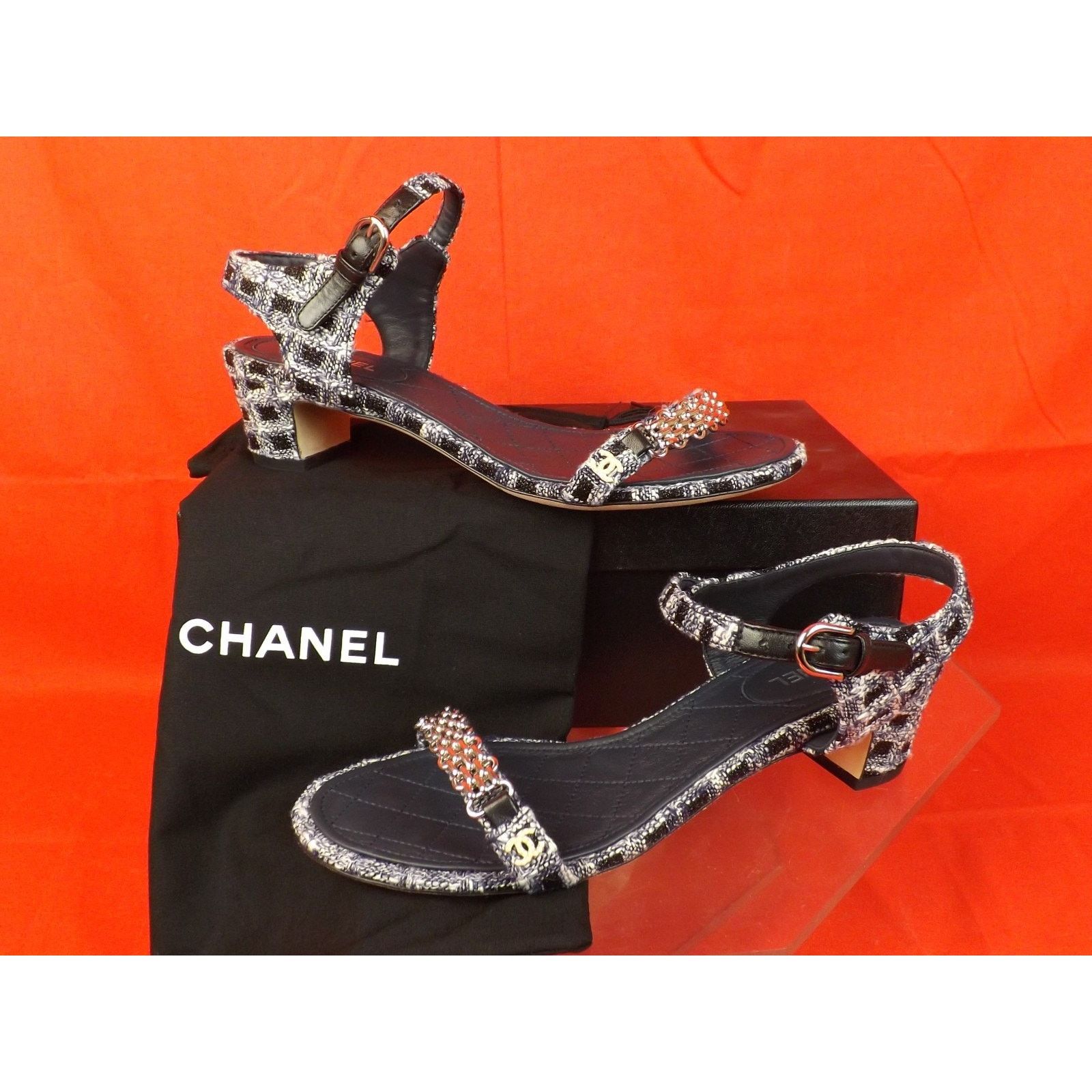 Chanel CHANEL NAVY TWEED GOLD CHAIN CC PEARLS SANDALS PUMPS 39.5 Size US 9.5 / IT 39.5 - 11 Thumbnail