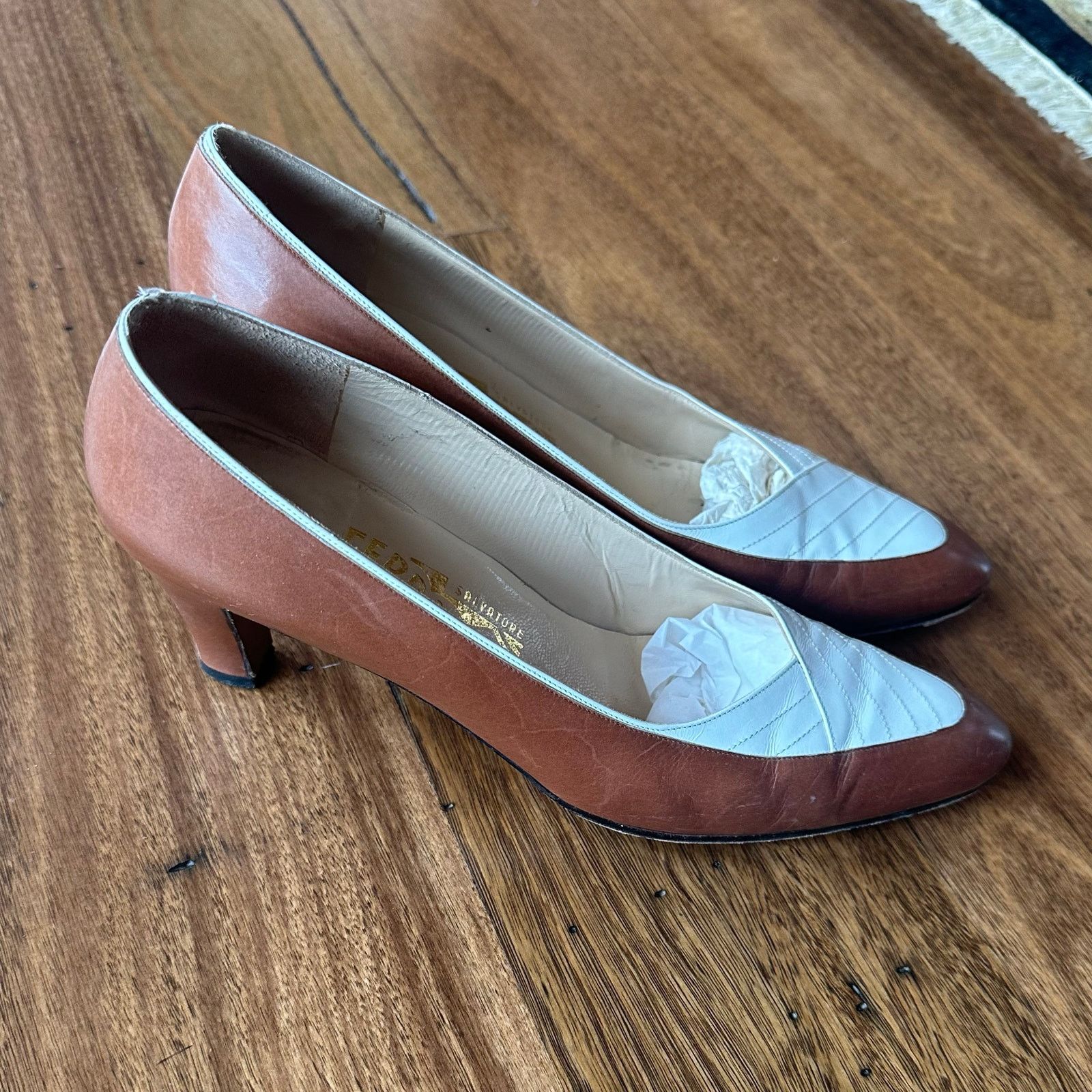 Salvatore Ferragamo Salvatore Ferragamo Women Shoes 9 Vintage Italian Tobacco Size US 9 / IT 39 - 1 Thumbnail
