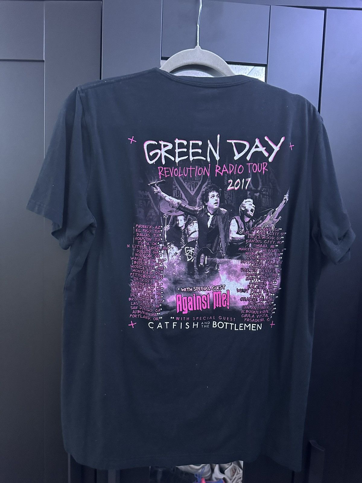 Vintage Green Day Revolution Radio Tour 2017 Tee Size US S / EU 44-46 / 1 - 2 Thumbnail