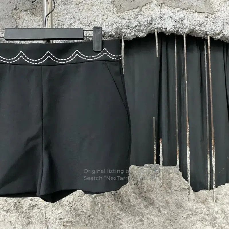 Valentino Valentino Black Women's Shorts with Decorative Waist . Size 28" / US 6 / IT 42 - 4 Thumbnail