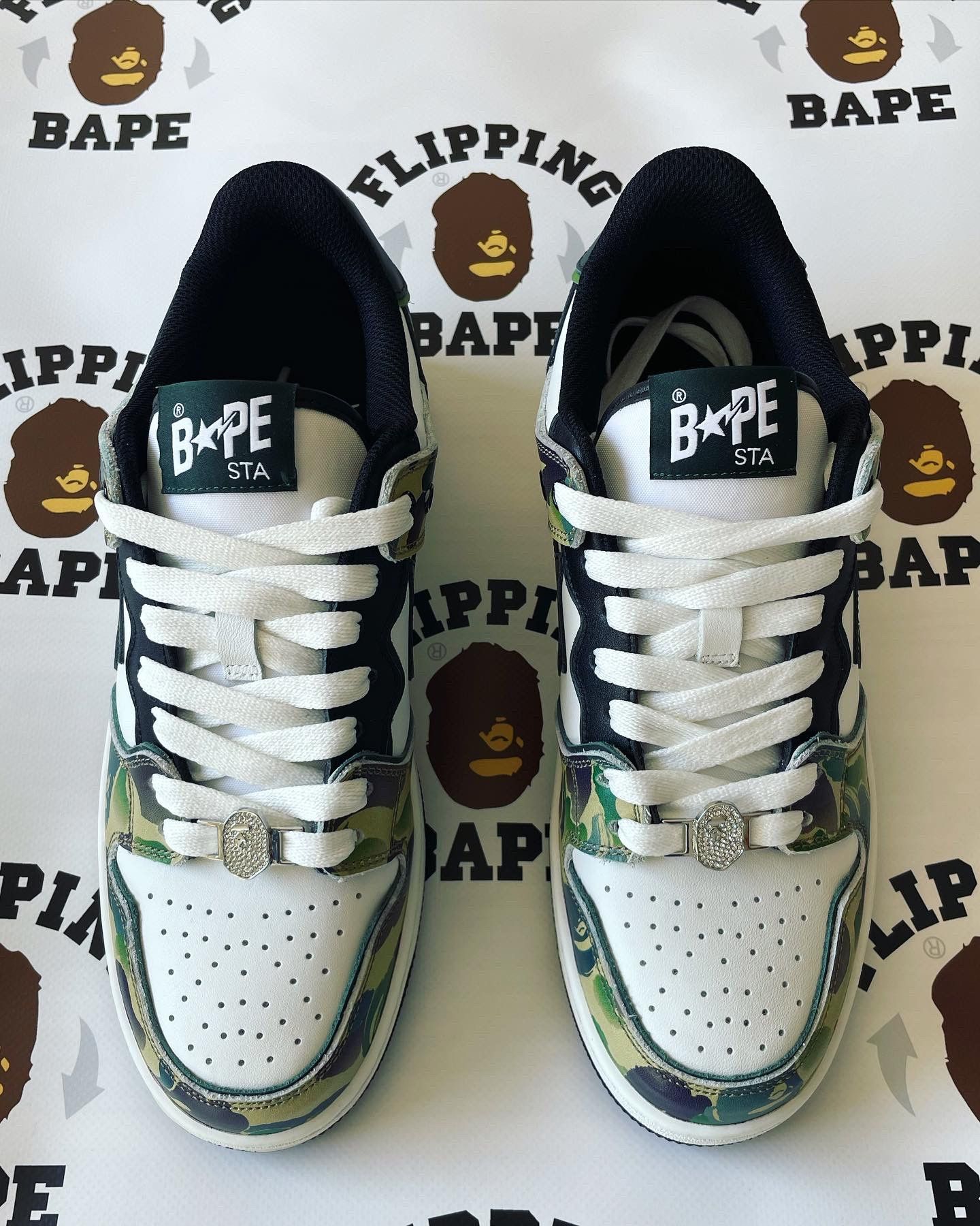 Bape BAPE CHINA 12th ANNIVERSARY SK8STA Size US 9 / EU 42 - 4 Thumbnail