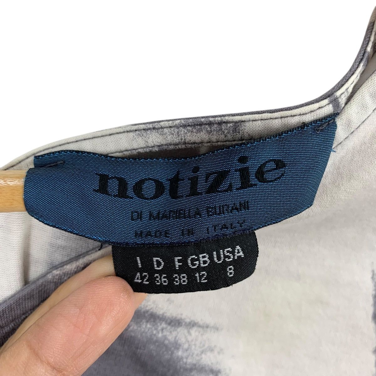 Vintage NOTIZIE Di Mariella Burani Italian Brand Overprint Tshirt Size S / US 4 / IT 40 - 4 Thumbnail