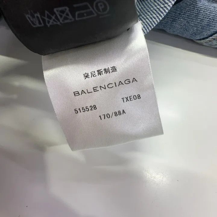 Balenciaga Balenciaga Washed Double B Embroidered Denim Jacket 0079-25 Size US M / EU 48-50 / 2 - 1 Thumbnail