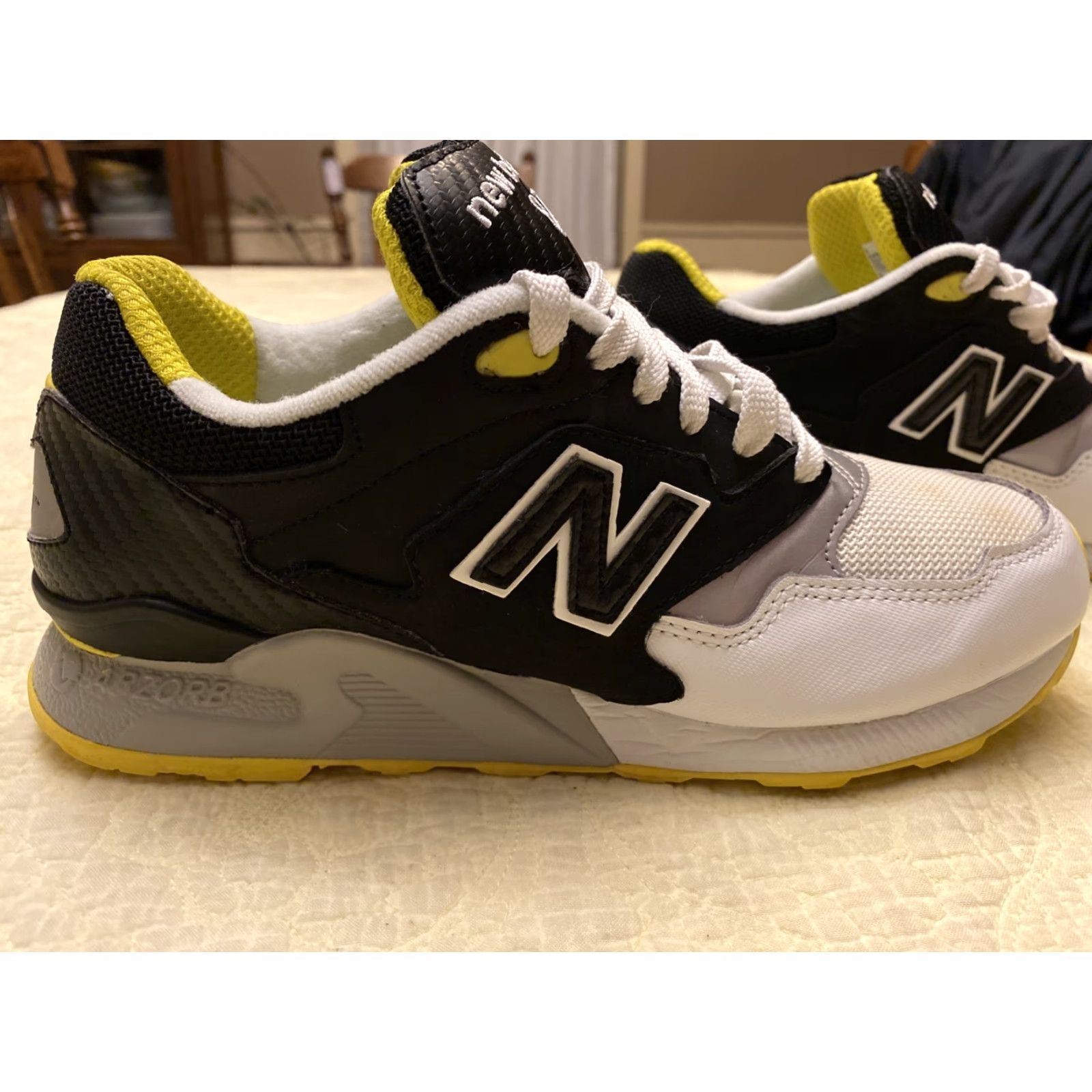 New Balance 878 Sneakers Men's Size 8D White Black Yellow Comfort Running