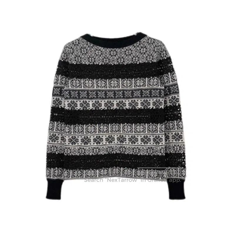 Chanel Chanel Black Gray Floral Knit Sweater. Size US S / EU 44-46 / 1 - 1 Thumbnail