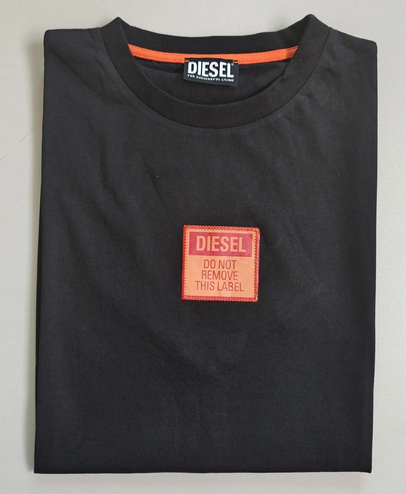 Diesel DIESEL Black T-Shirt With Logo Patch T 4122 Size US XL / EU 56 / 4 - 1 Thumbnail