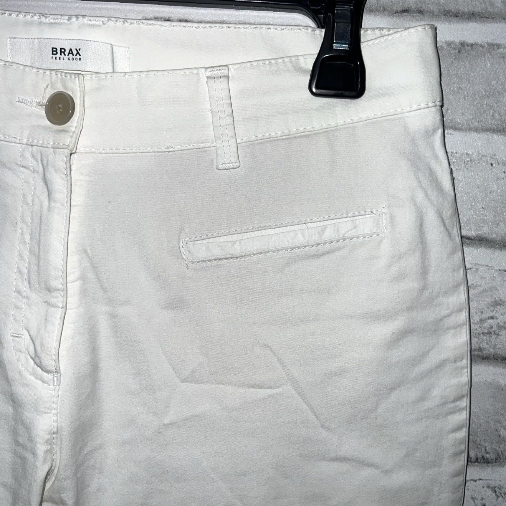 BRAX Brax Feel Good Capri Pants Women's 26 White 23” Inseam Regular Size Size 26" / US 2 / IT 38 - 2 Thumbnail