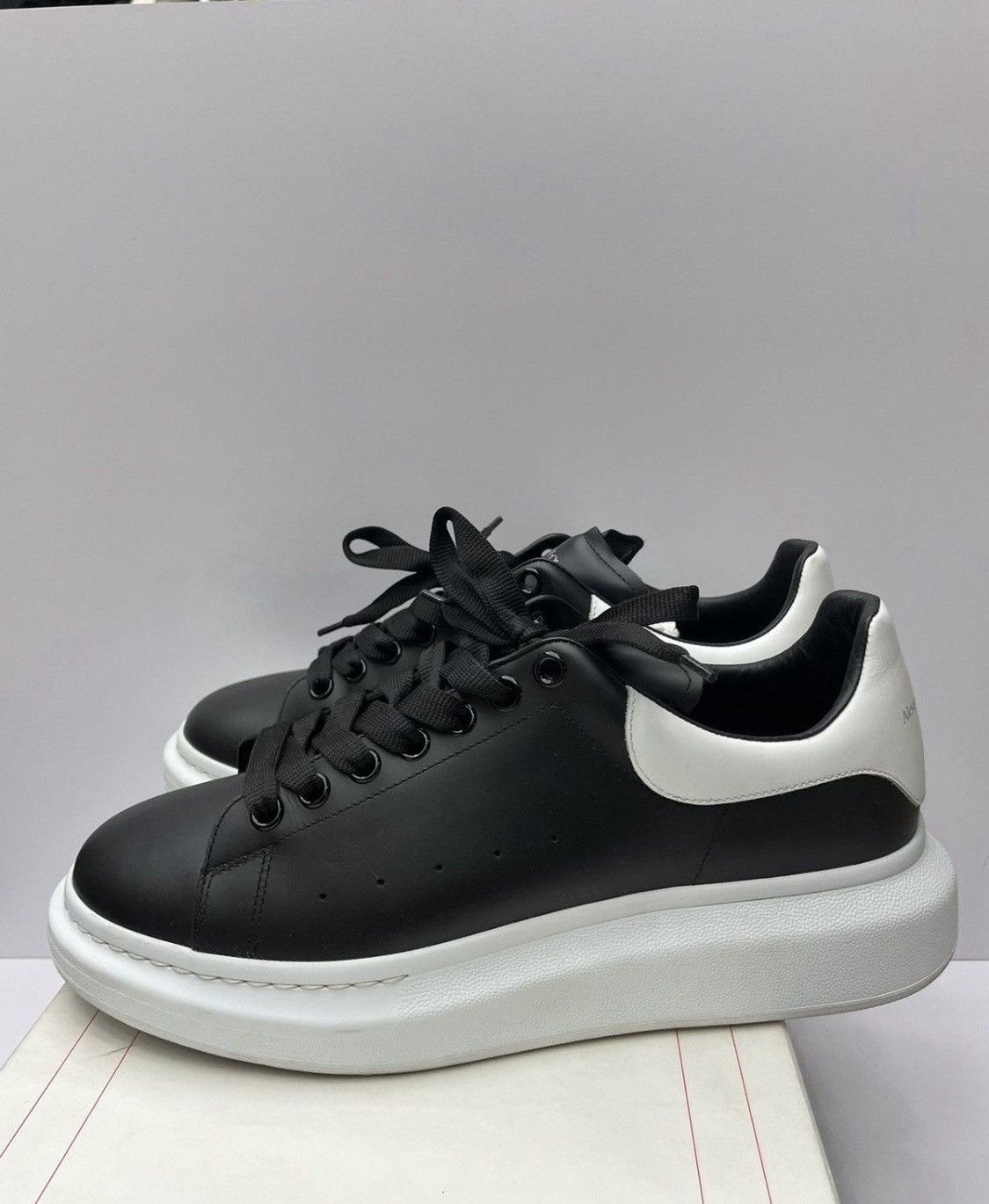 Alexander McQueen Black/white Alexander Mcqueens Size US 11 / EU 44 - 1 Thumbnail