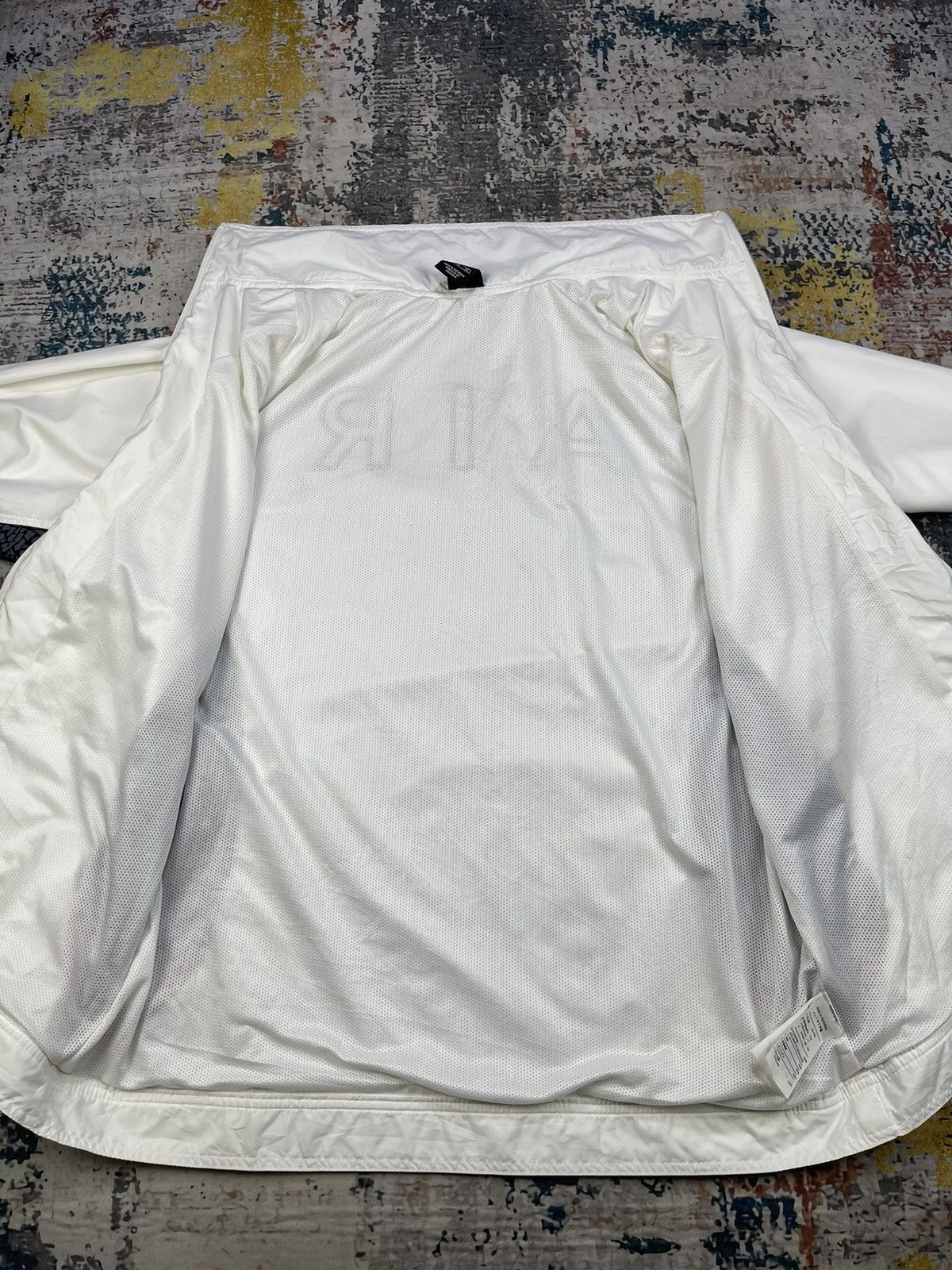 Jordan Brand Vintage Y2k Air Jordan Retro III Jackets Size US XL / EU 56 / 4 - 12 Thumbnail