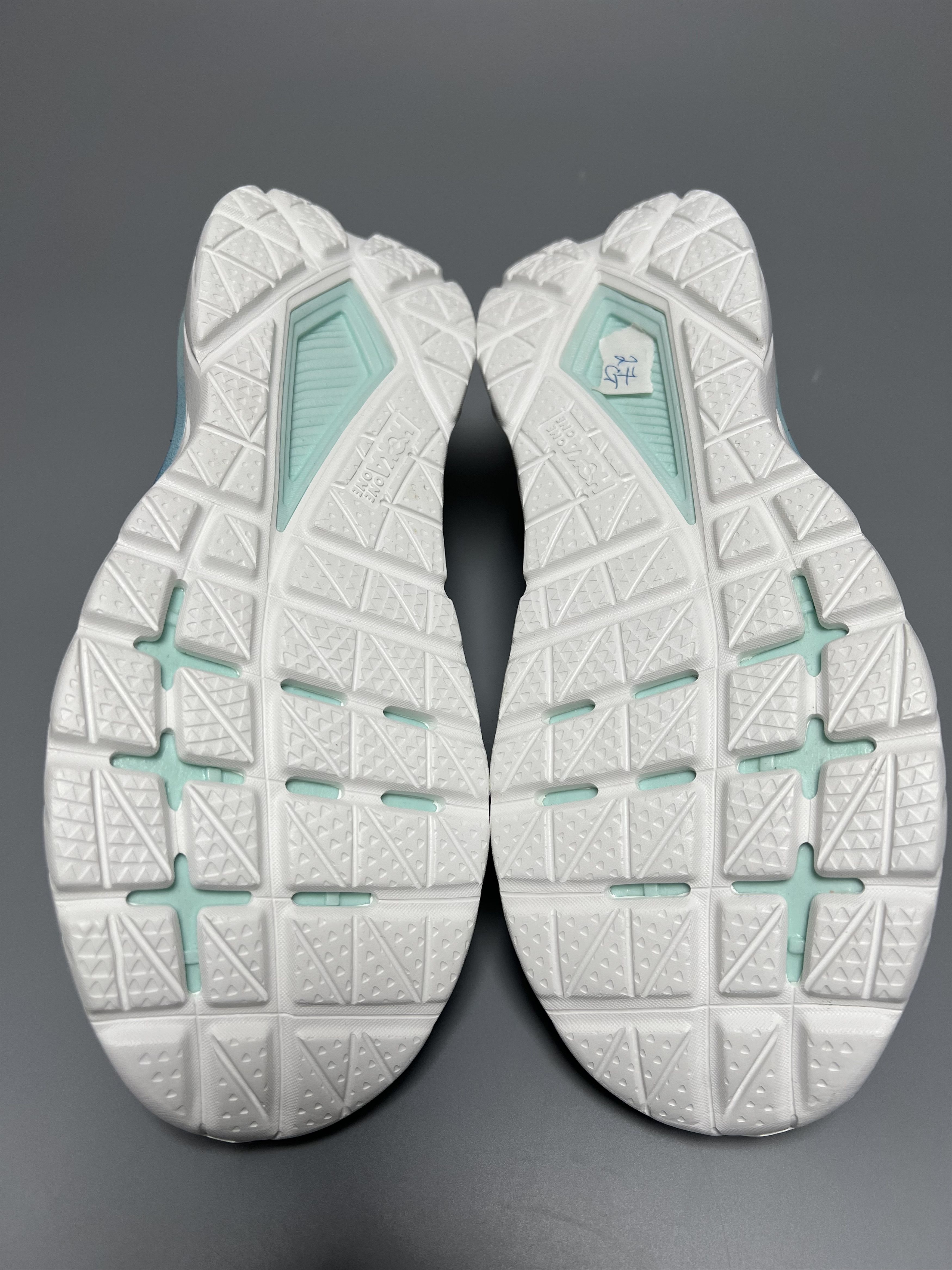 Hoka 9D Sample Hoka One One Mach 5 Running Shoes 1127893-BSOC Size US 9 / EU 42 - 14 Thumbnail