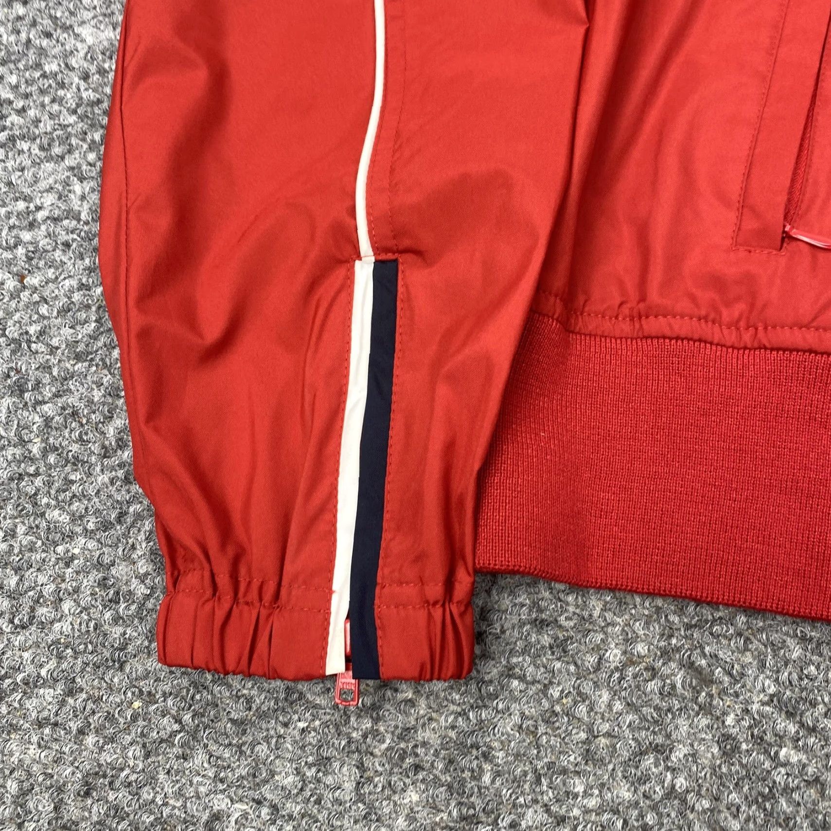 Tommy Hilfiger VINTAGE Tommy Hilfiger Jeans Jacket Womens XL Red Windbreaker Ribbed Hem Zip Size 40" / US 18 - 3 Thumbnail